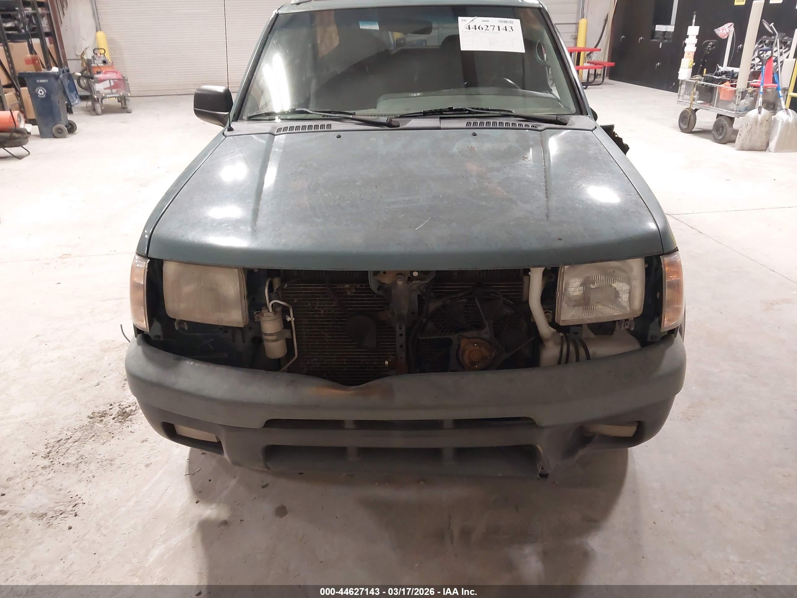 NISSAN XTERRA image 6