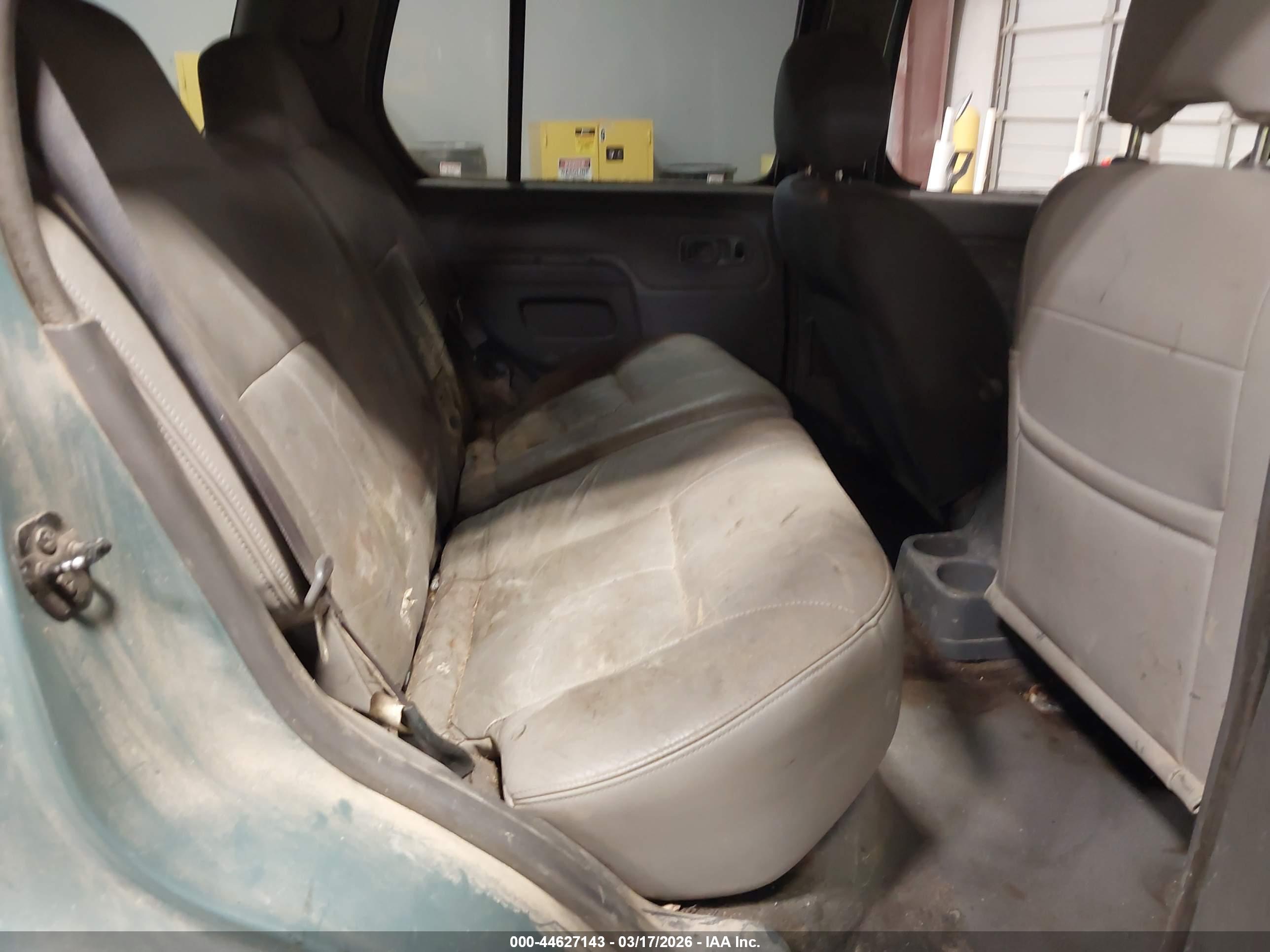 NISSAN XTERRA image 8