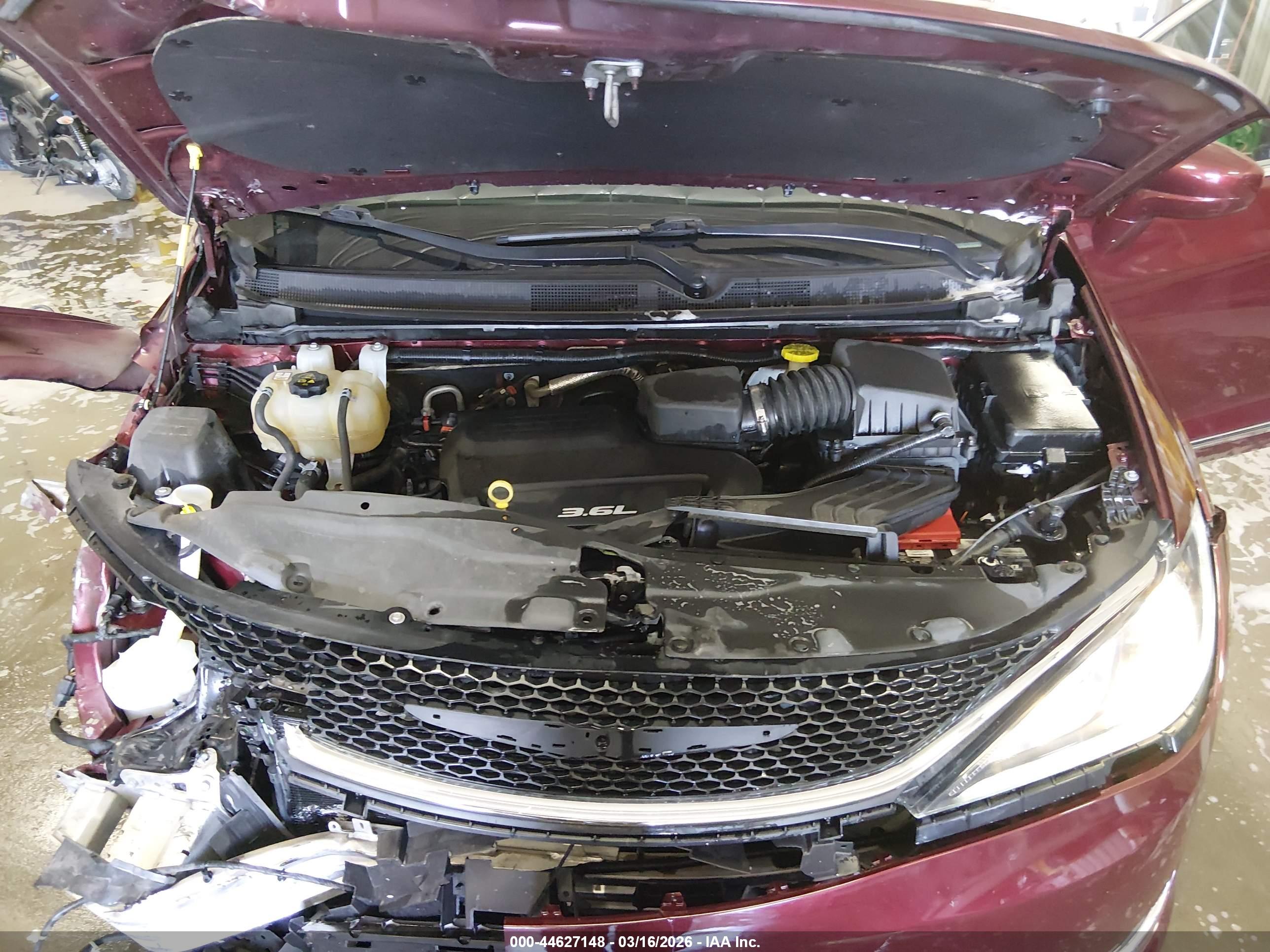 CHRYSLER PACIFICA image 10
