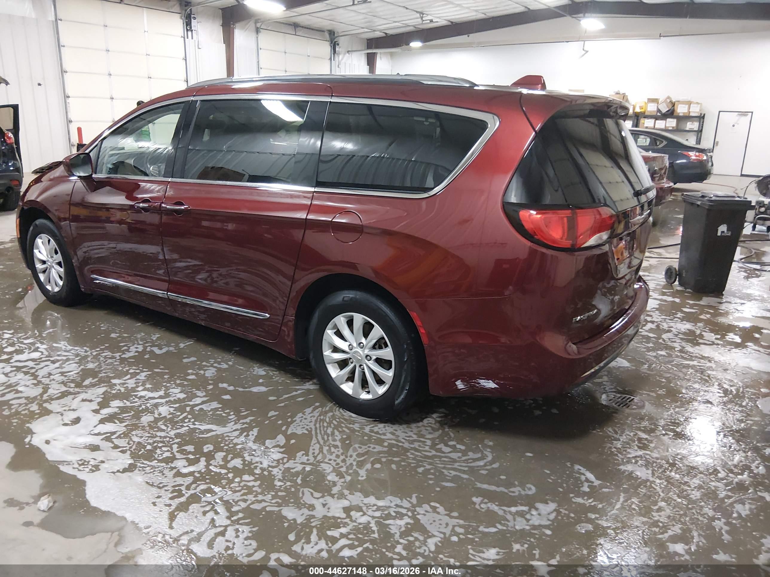 CHRYSLER PACIFICA image 3