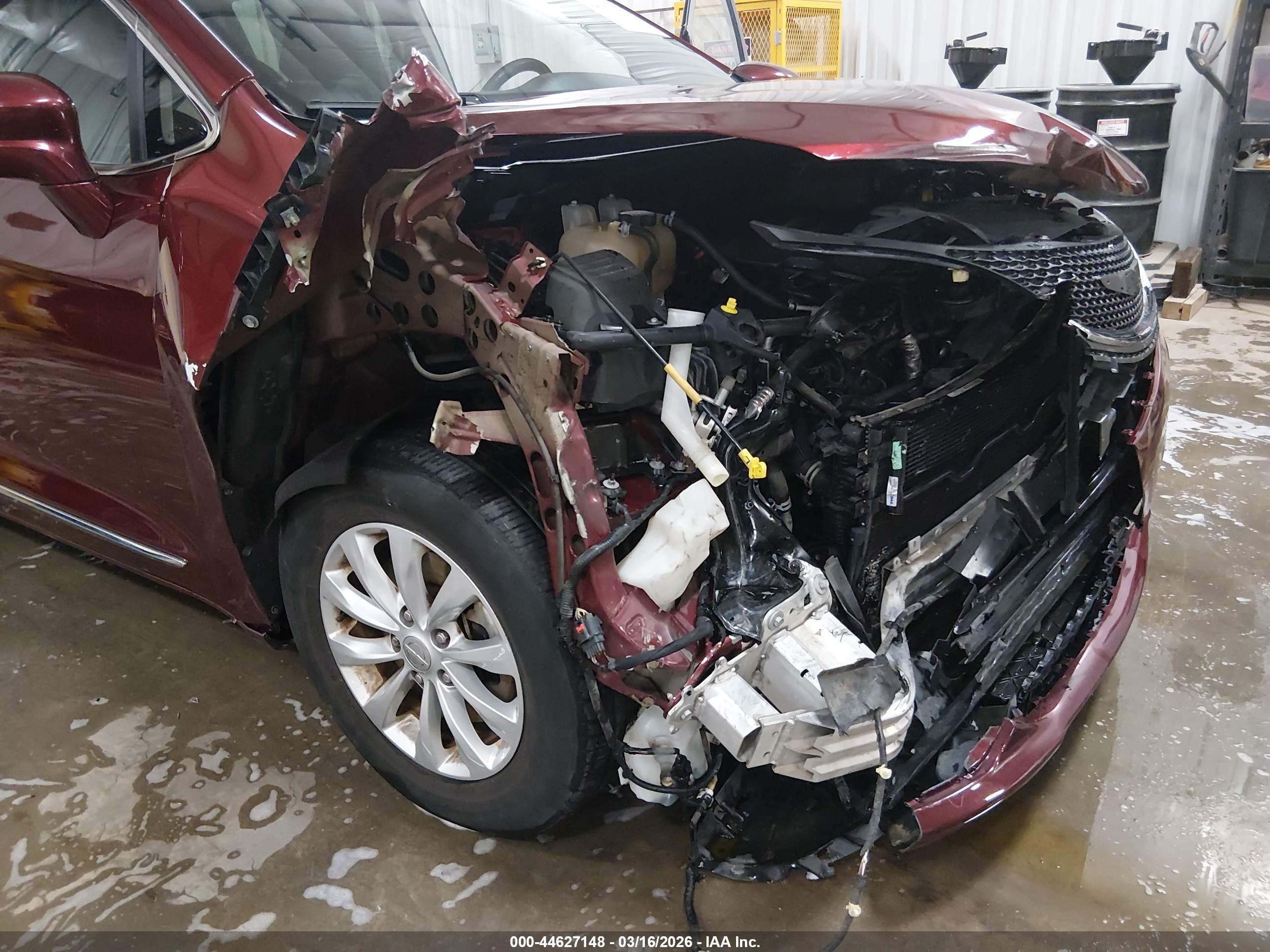 CHRYSLER PACIFICA image 6
