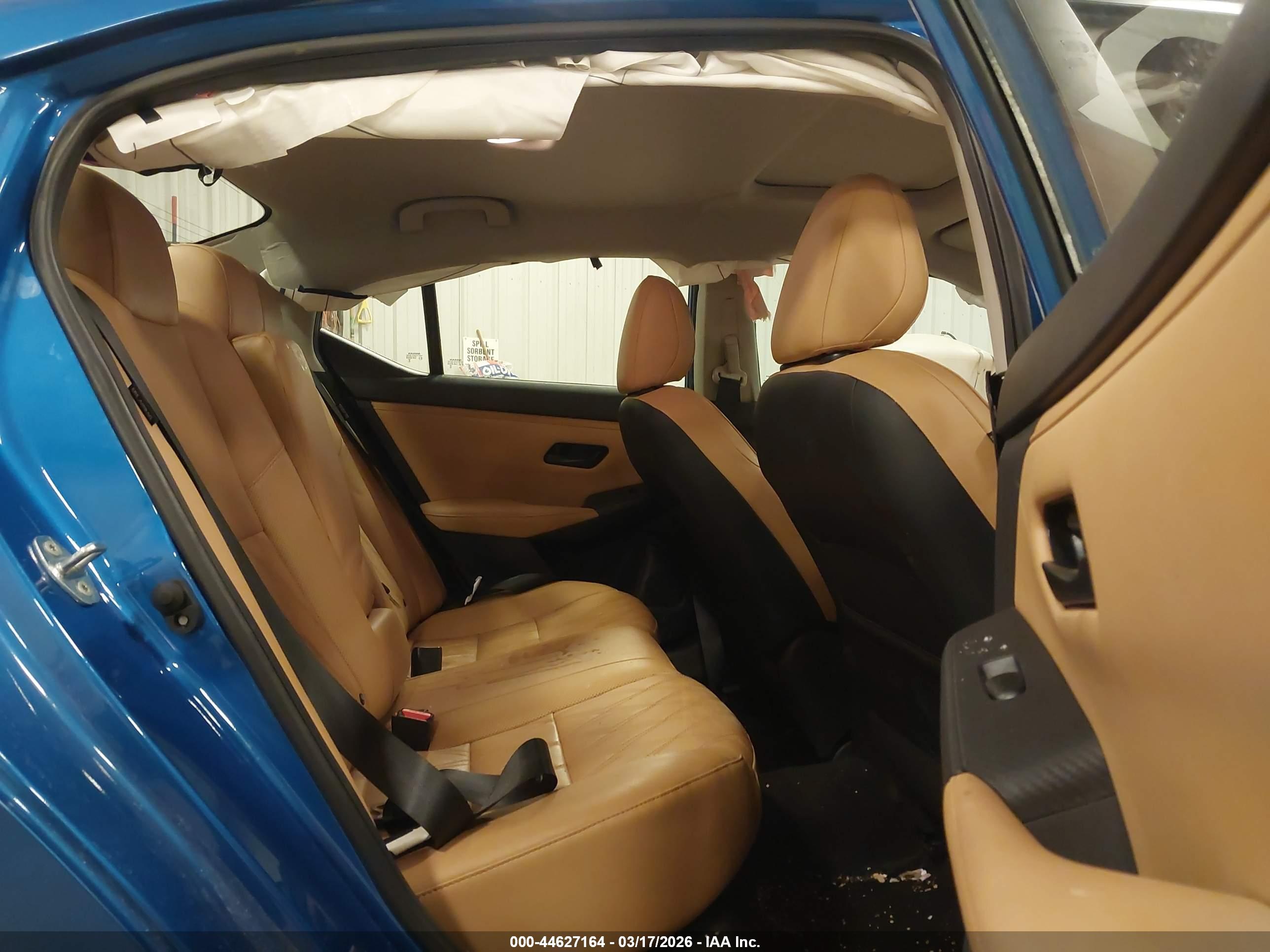 NISSAN SENTRA image 8