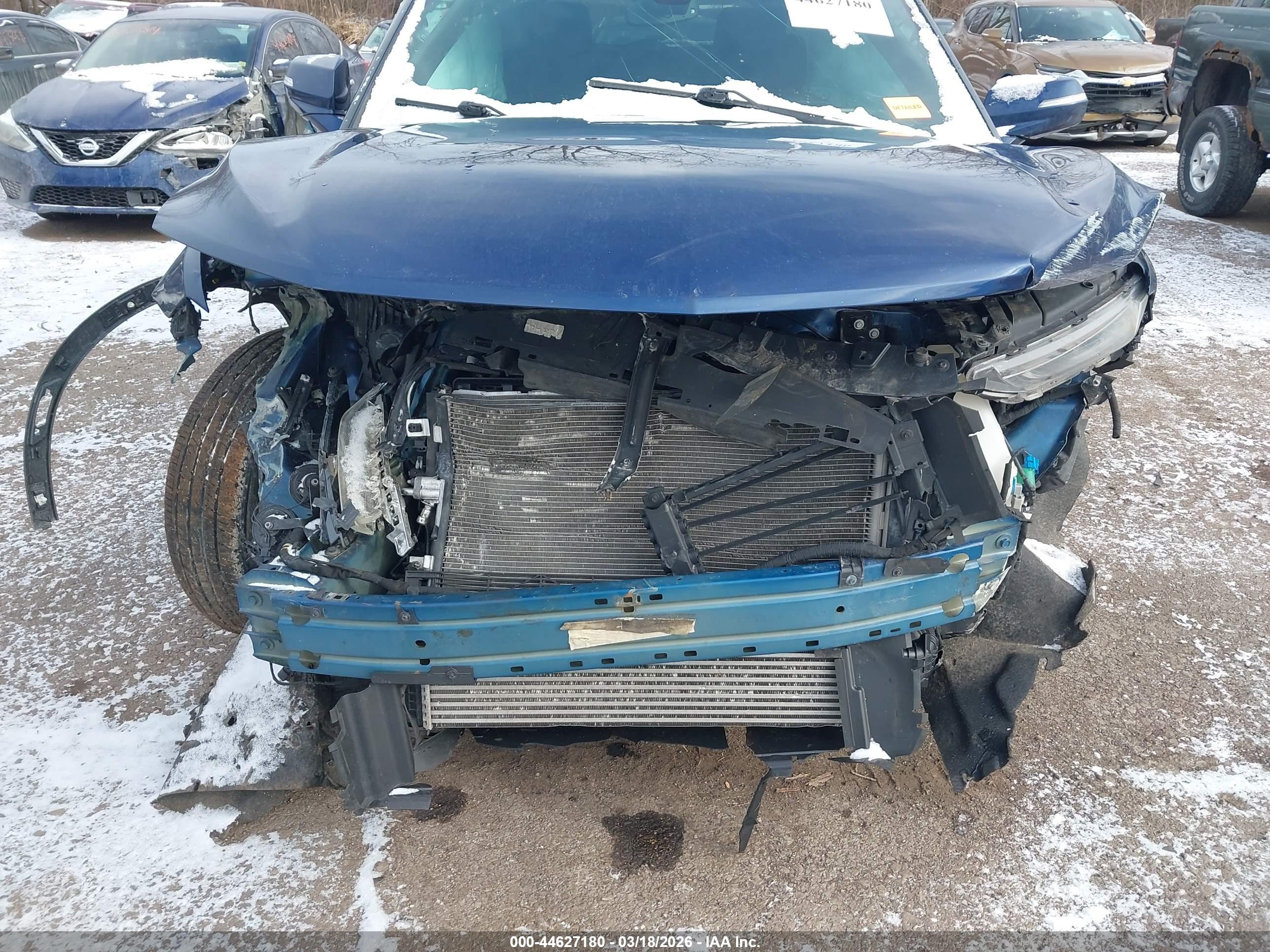 CHEVROLET BLAZER image 6