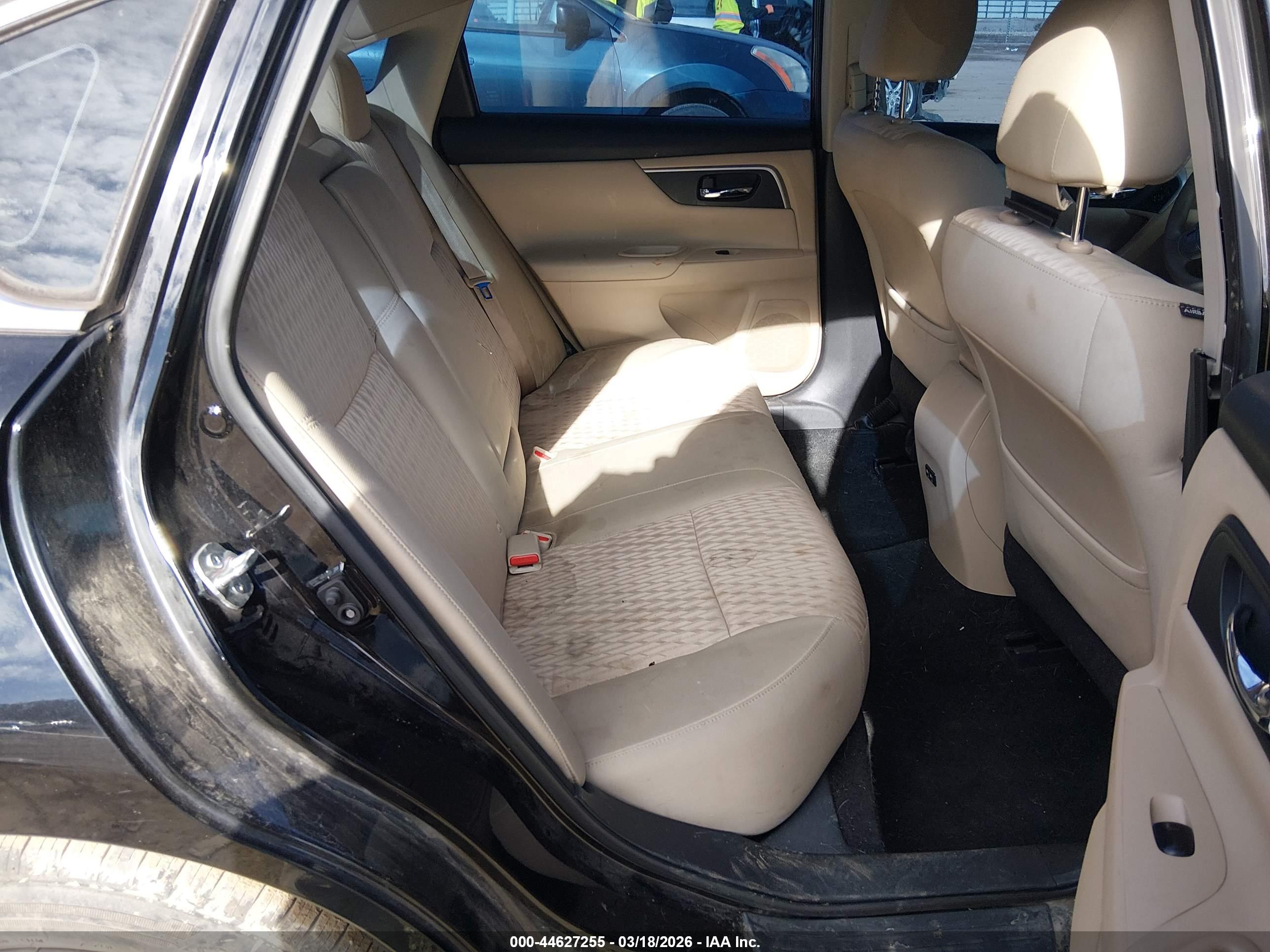 NISSAN ALTIMA image 8