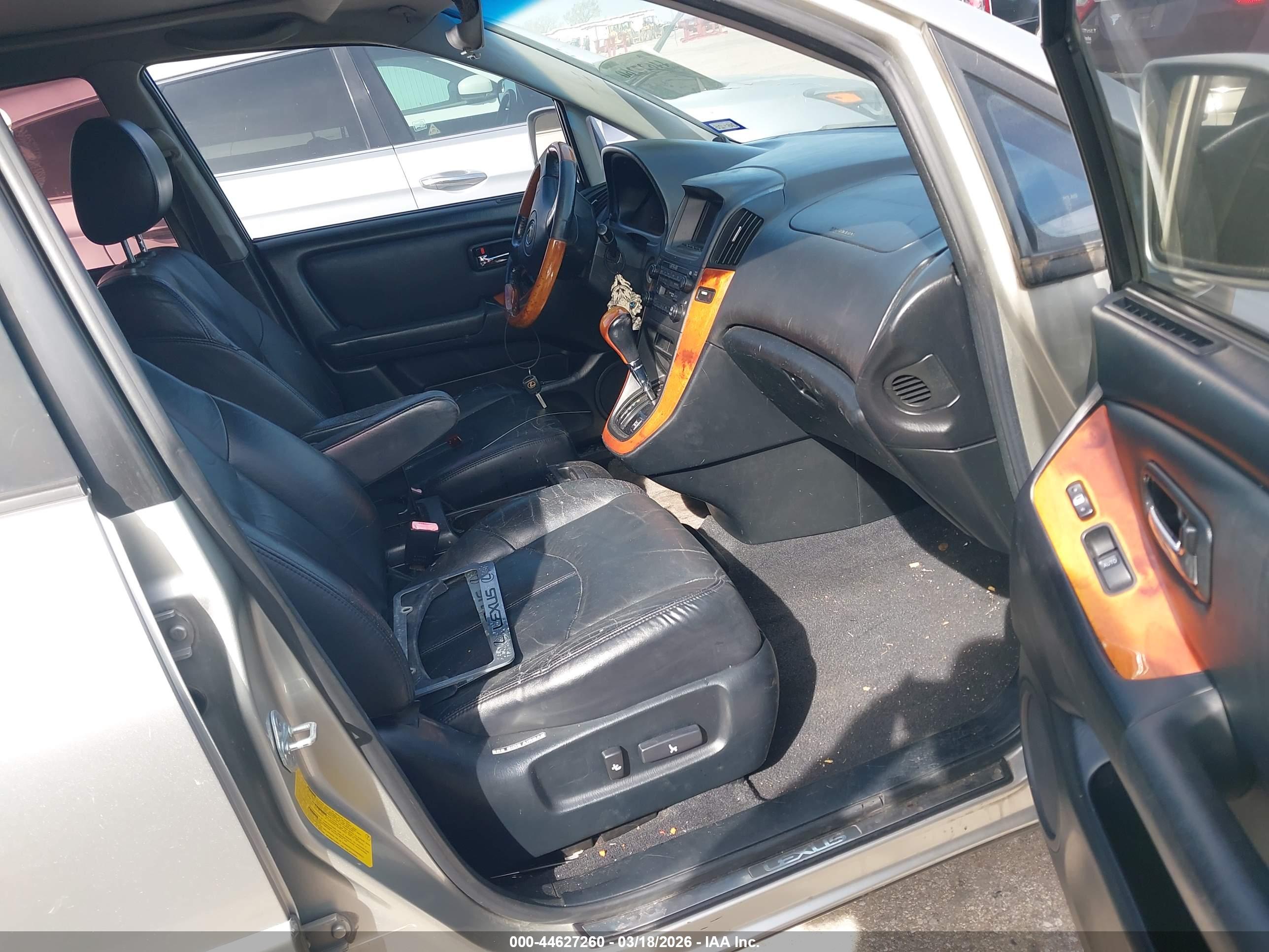 LEXUS RX image 5