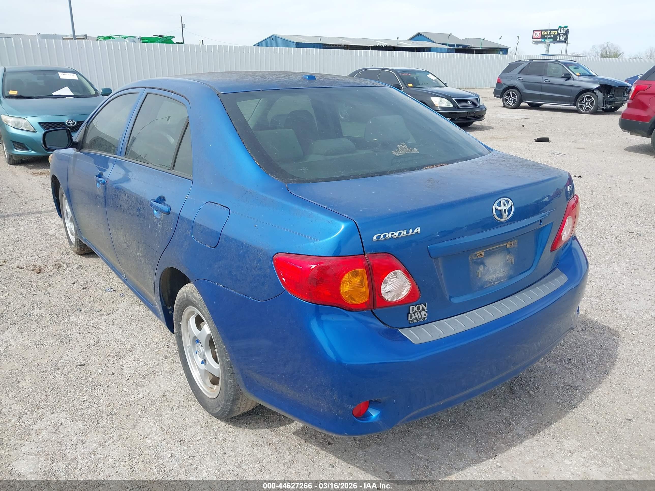 TOYOTA COROLLA image 3