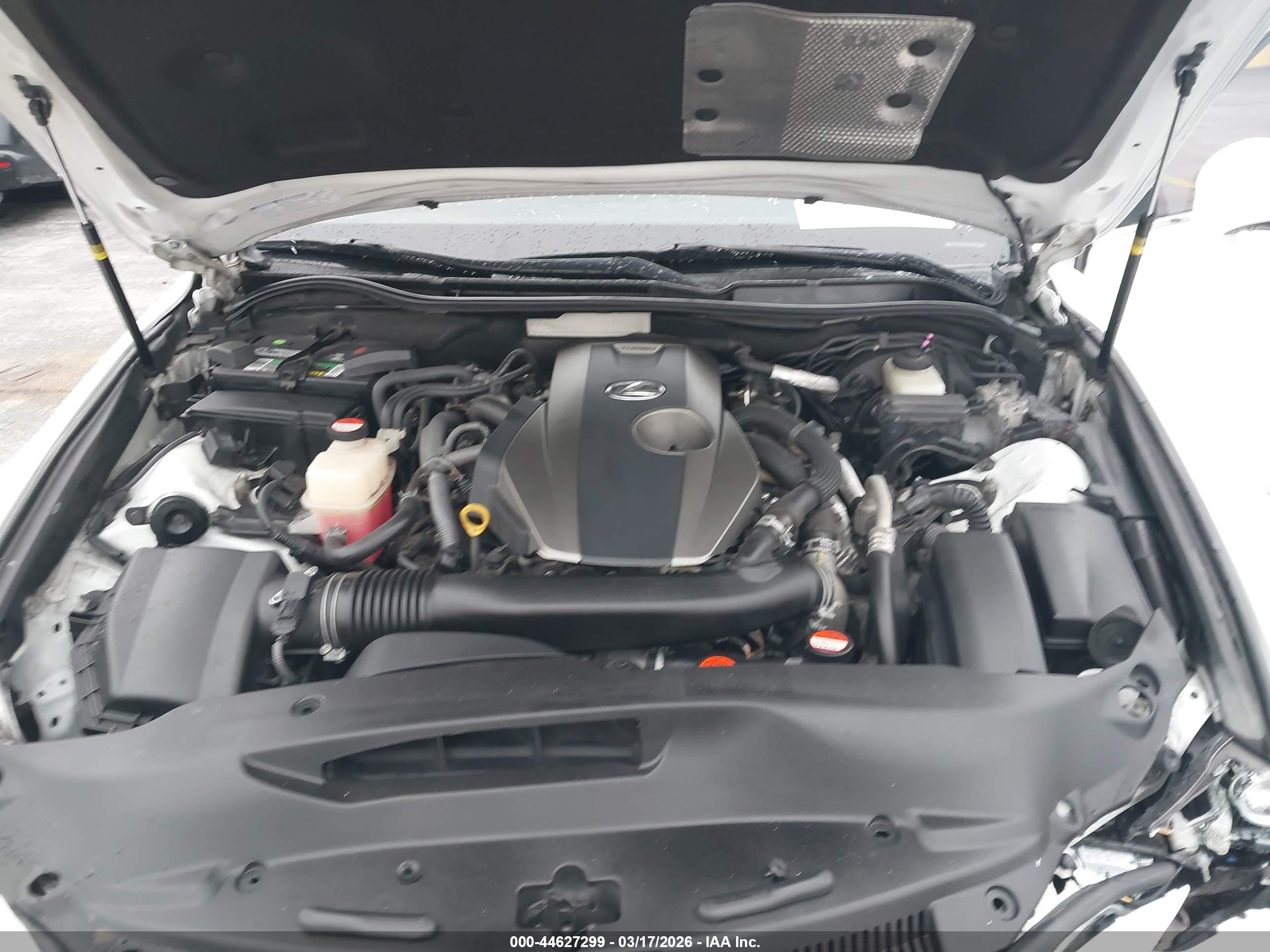 LEXUS IS image 10