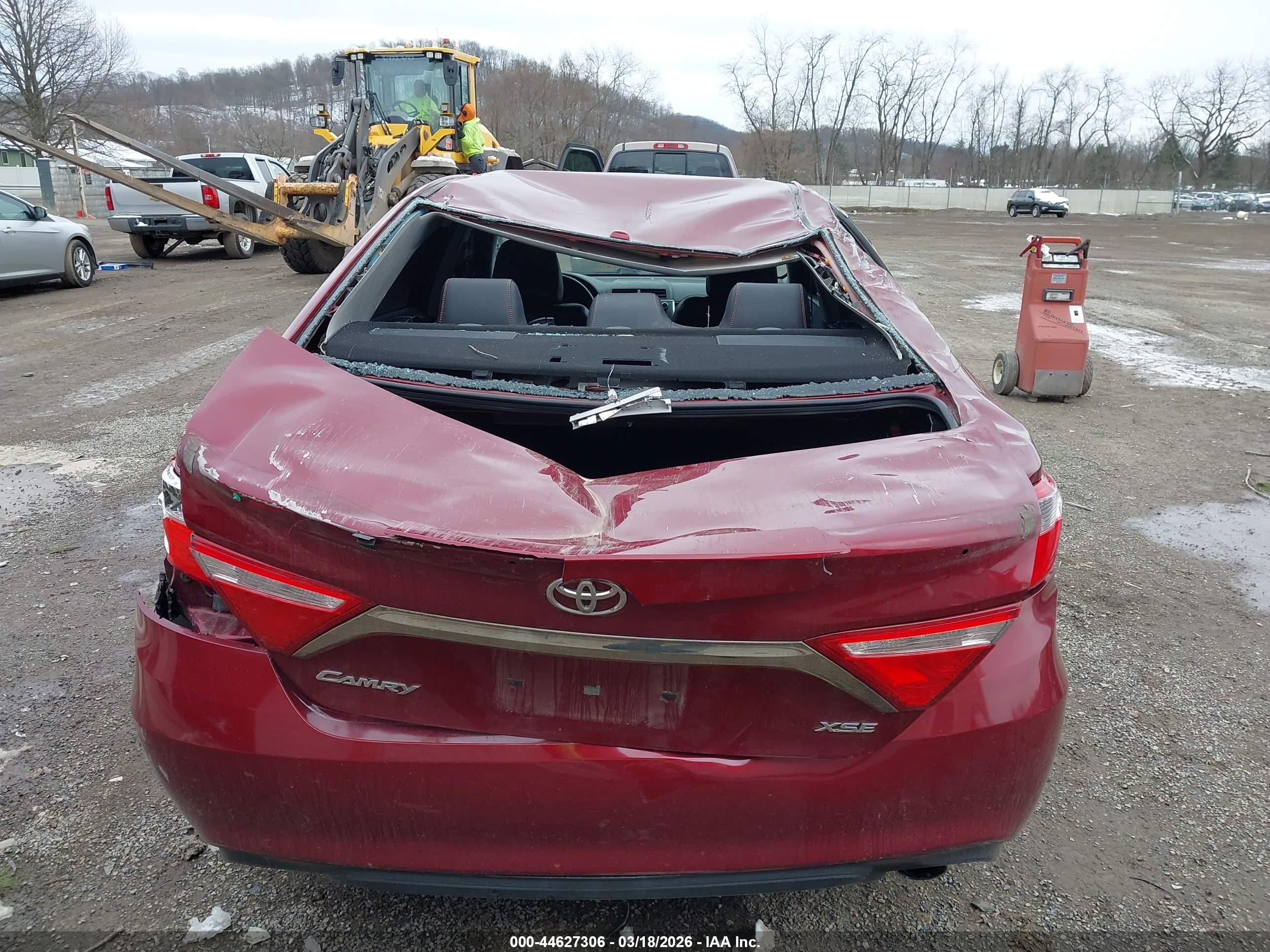 TOYOTA CAMRY image 6