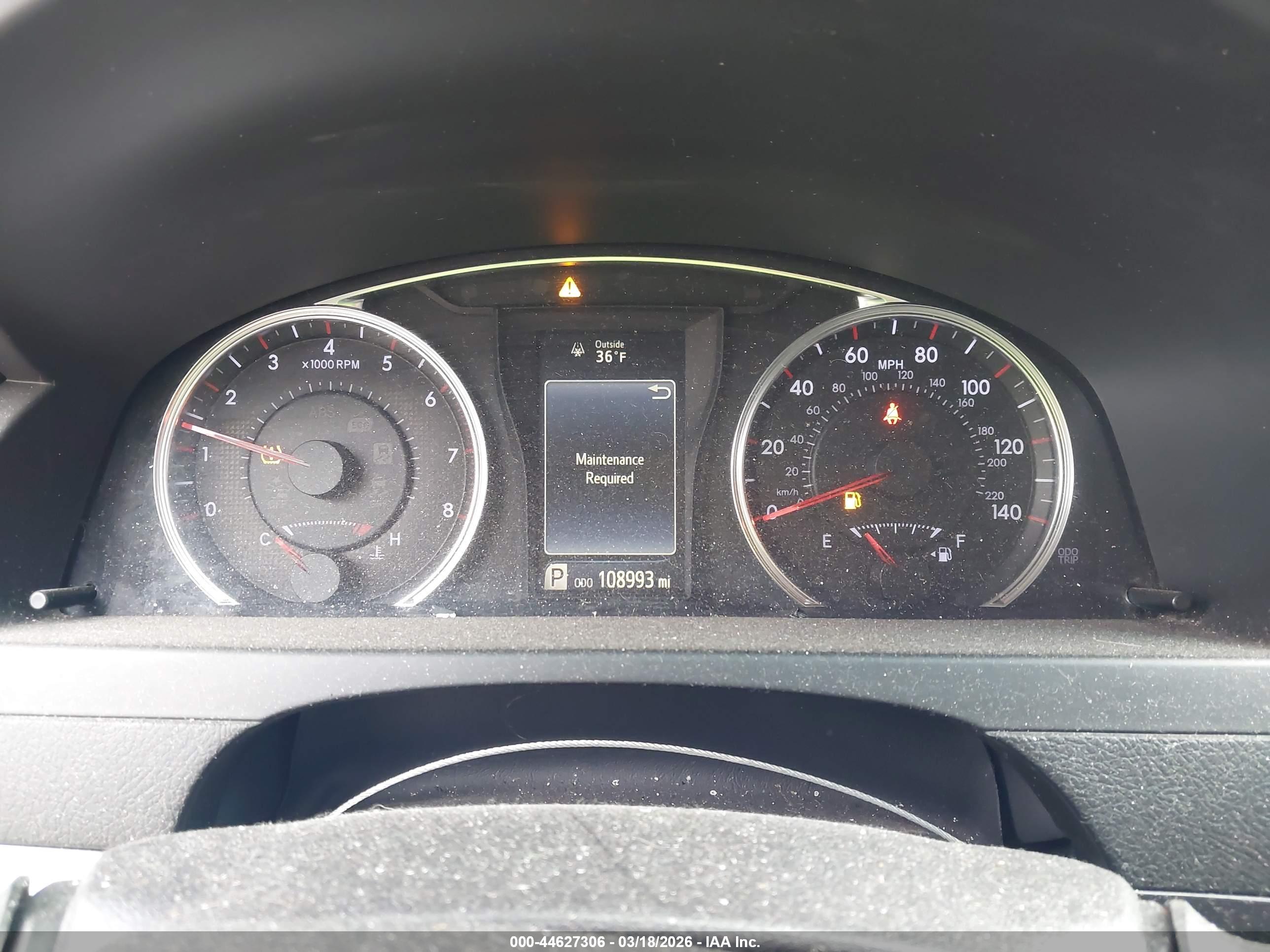 TOYOTA CAMRY image 7
