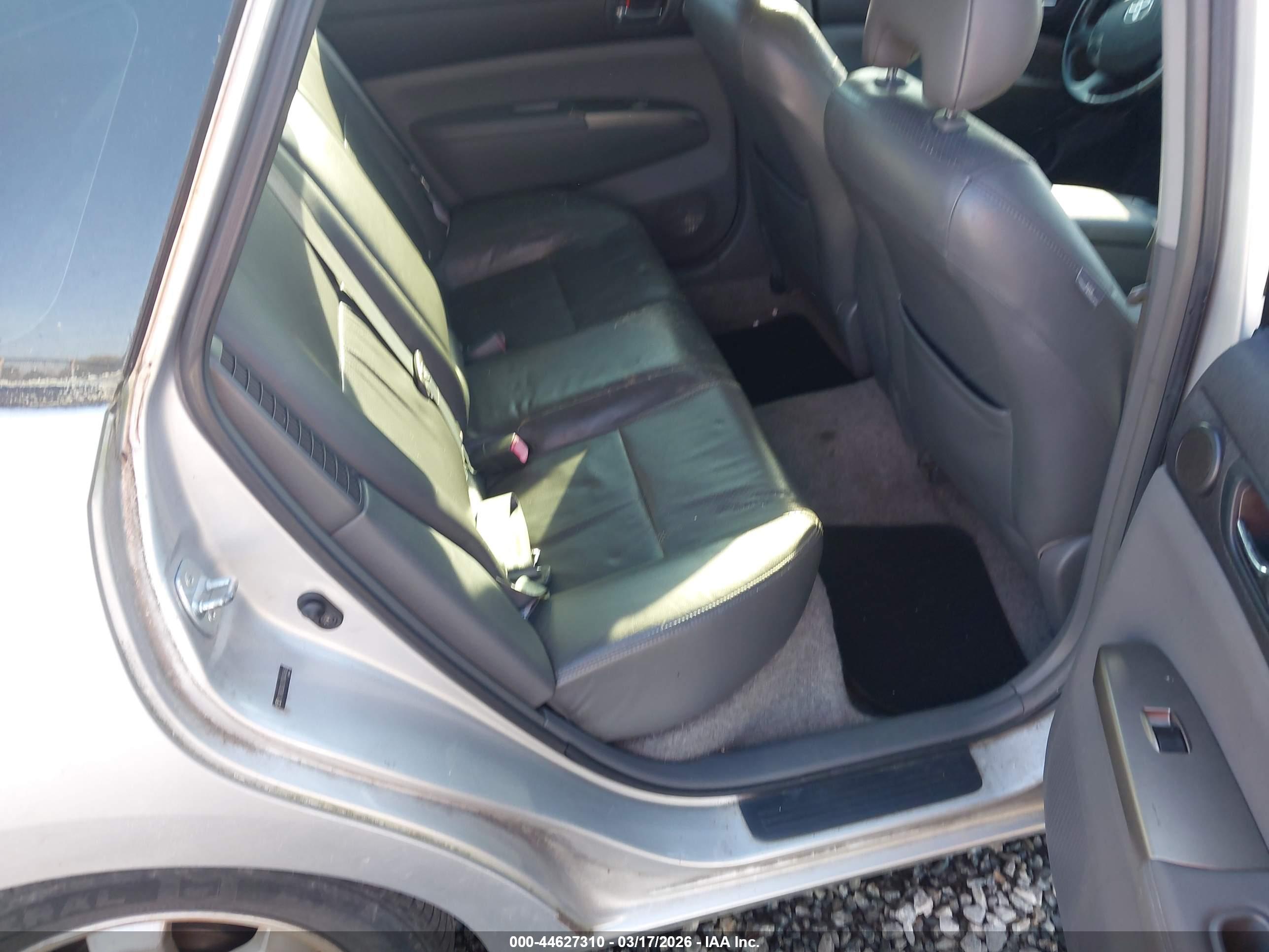 TOYOTA PRIUS image 8