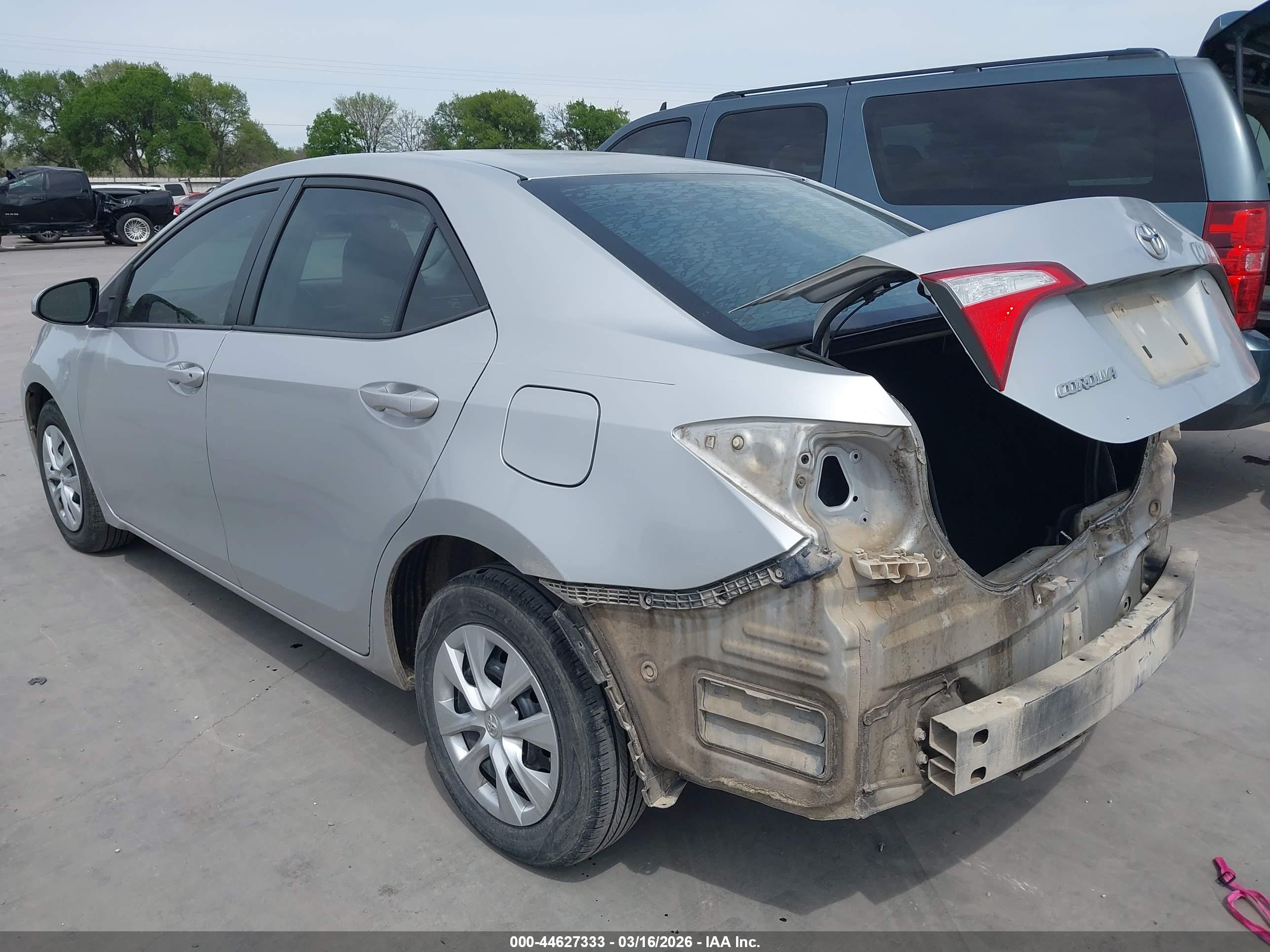 TOYOTA COROLLA image 3