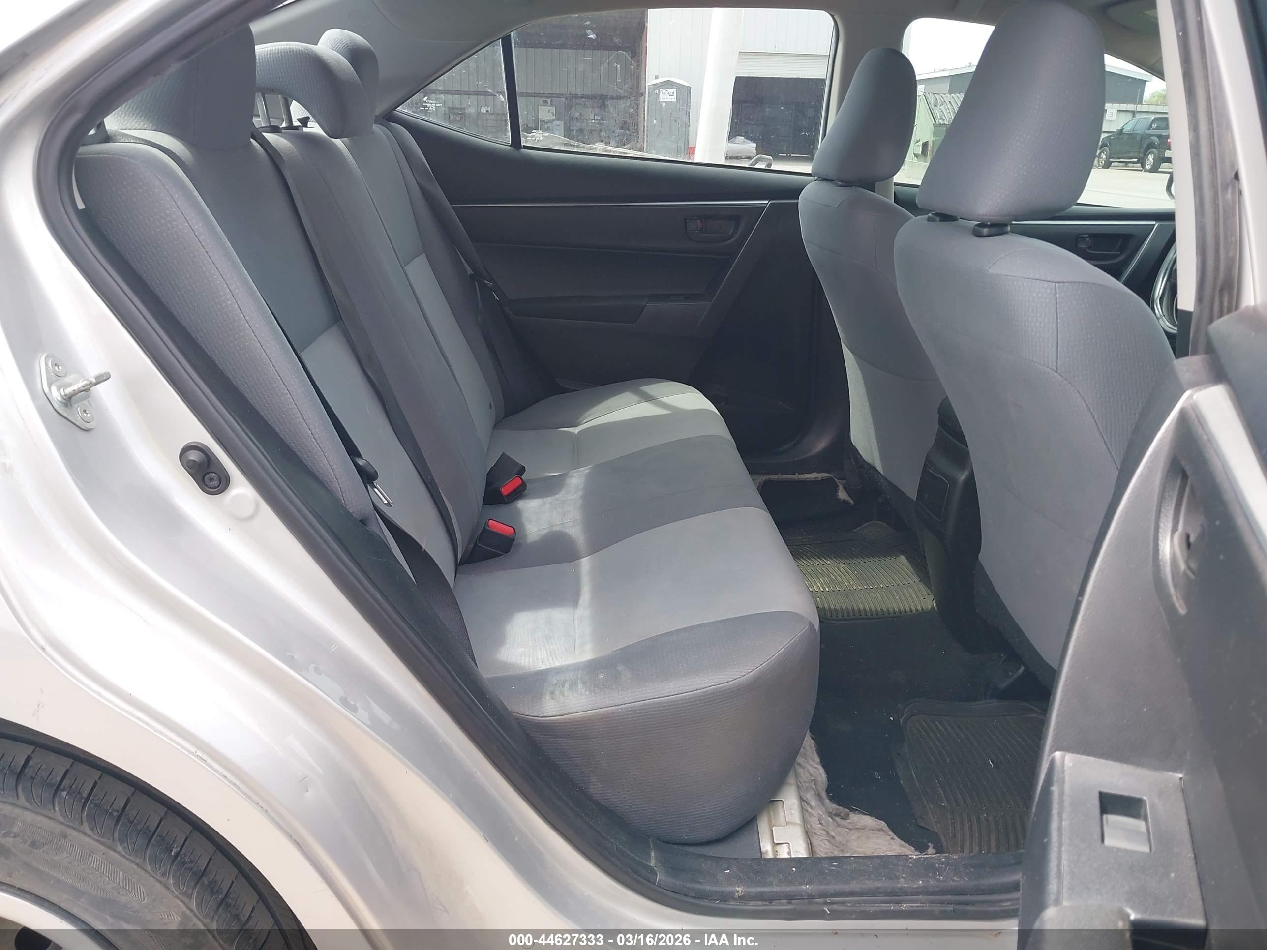TOYOTA COROLLA image 8