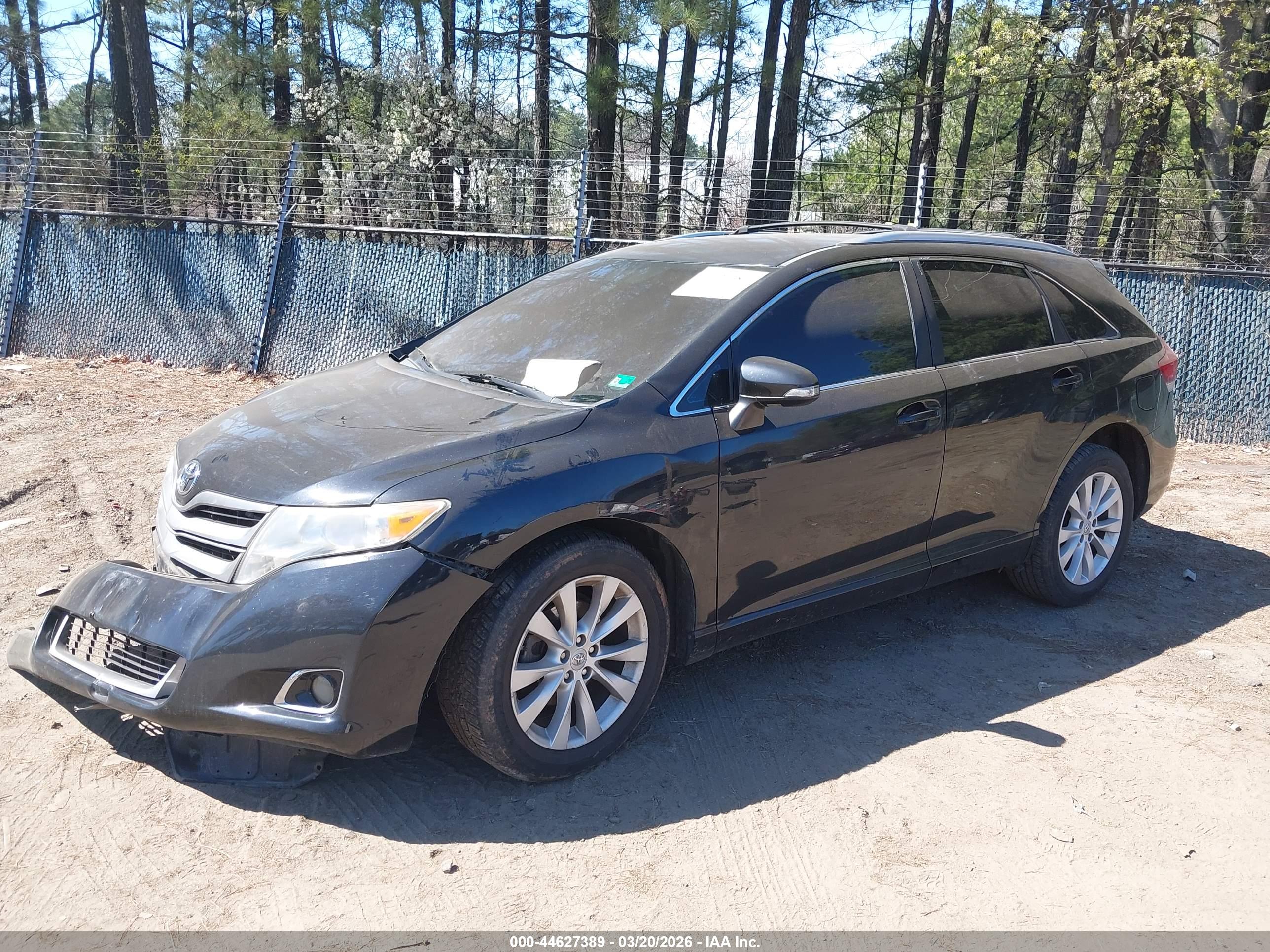 TOYOTA VENZA image 2