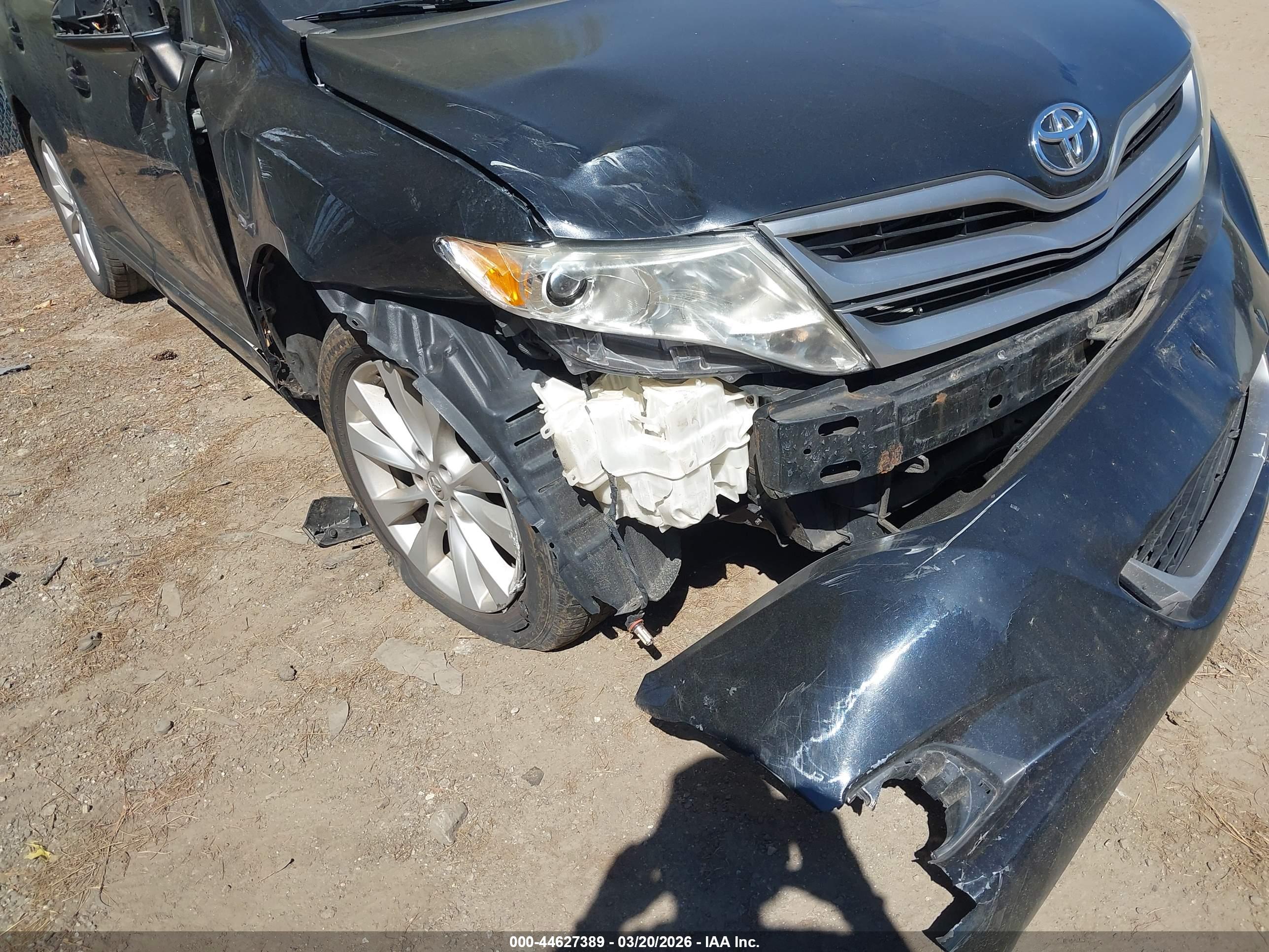 TOYOTA VENZA image 6
