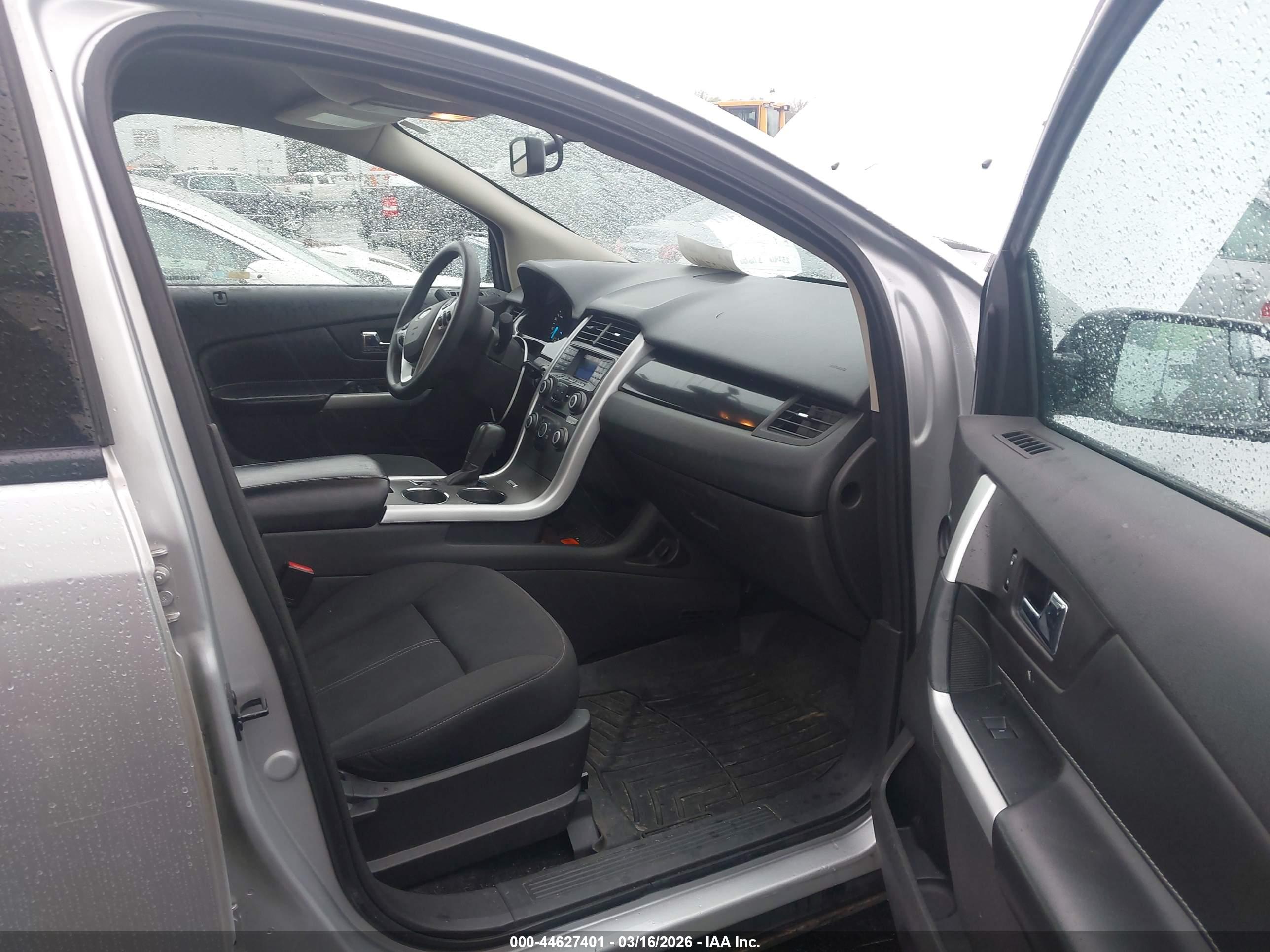 FORD EDGE image 5