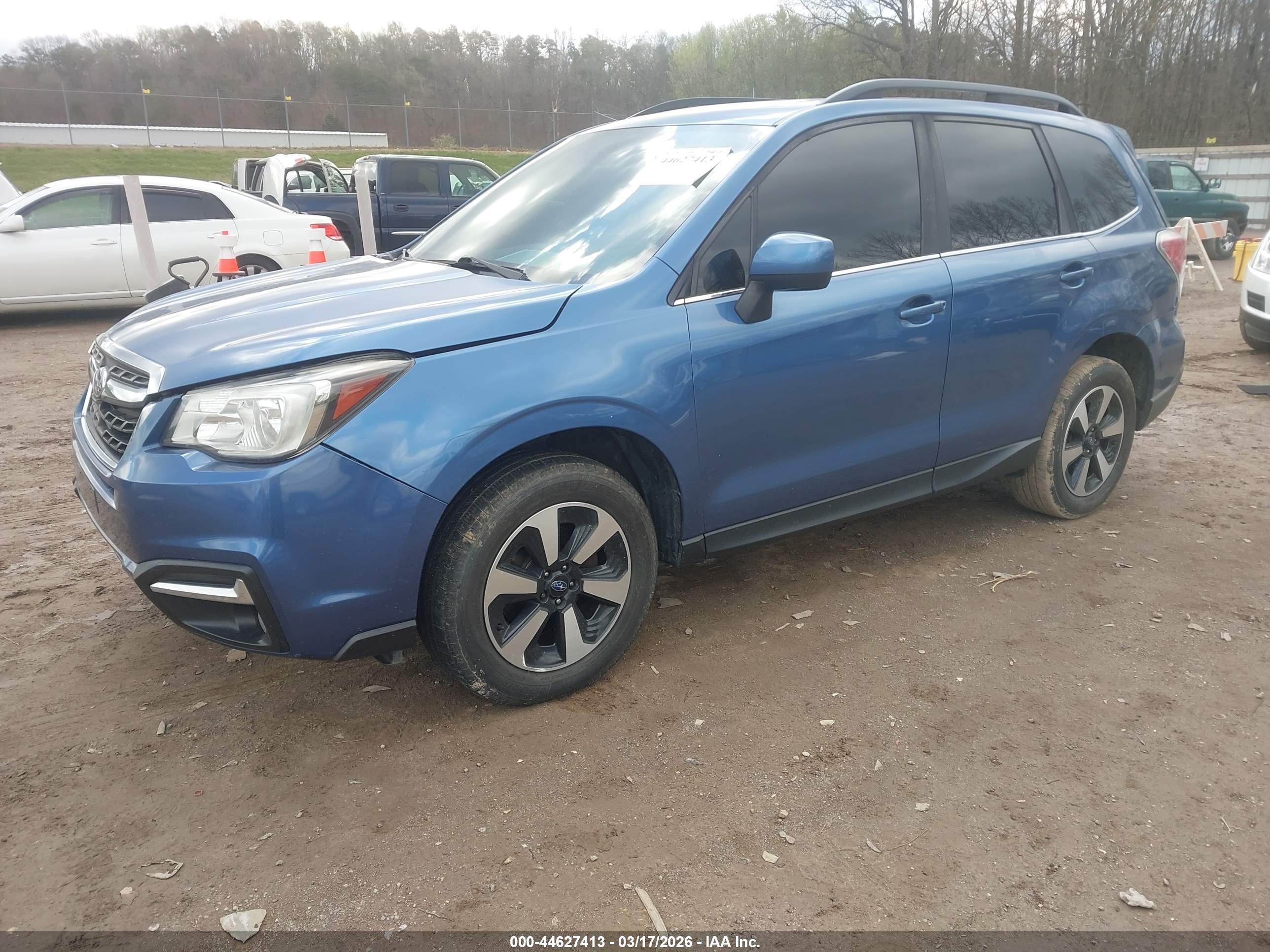 SUBARU FORESTER image 2