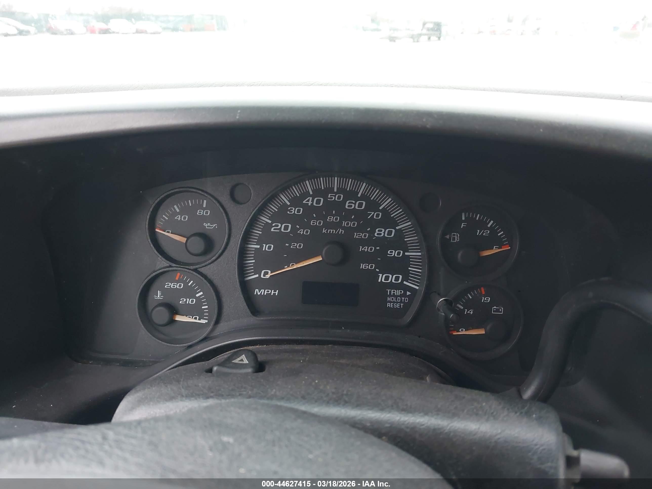 CHEVROLET EXPRESS image 7