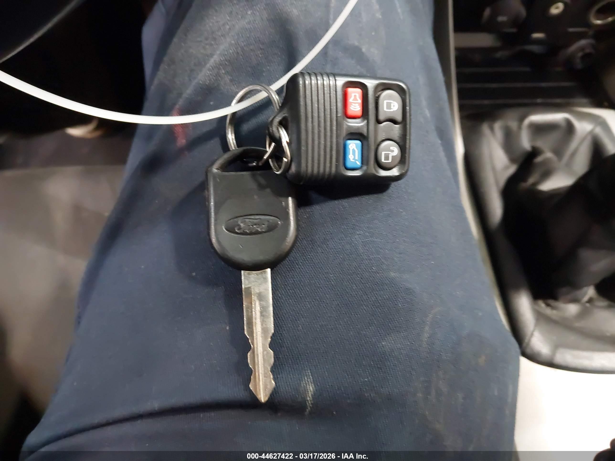 FORD FOCUS image 11