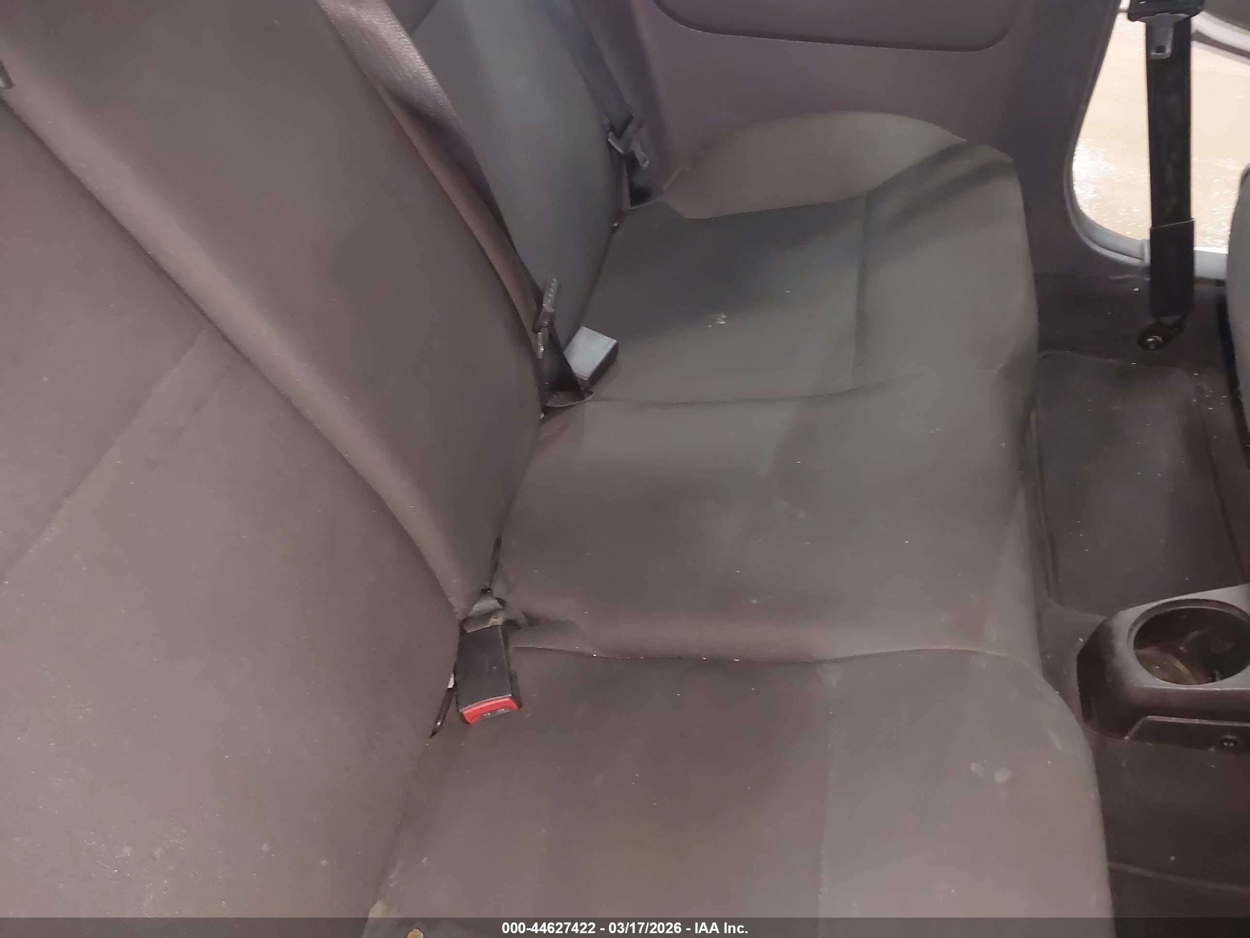 FORD FOCUS image 8