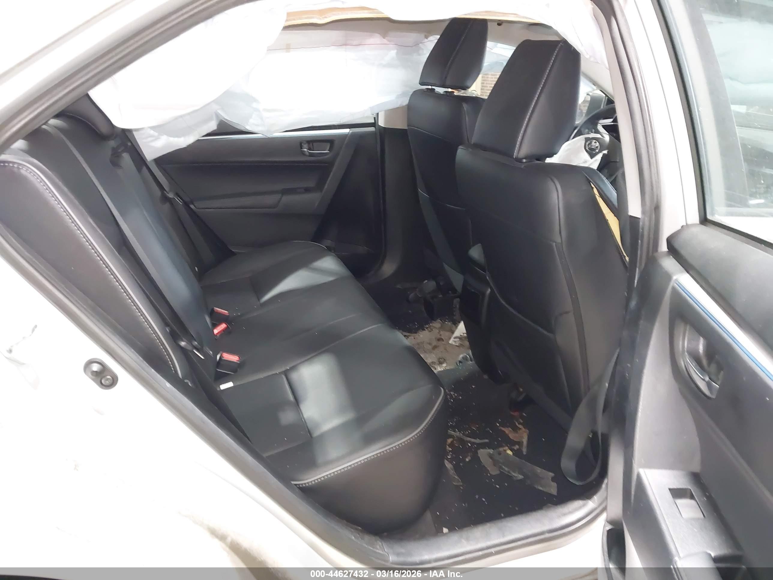 TOYOTA COROLLA image 8