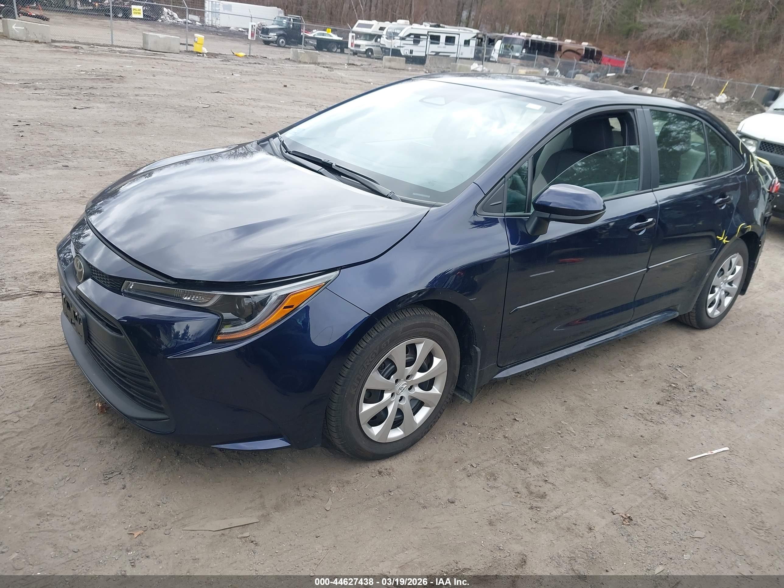 TOYOTA COROLLA image 2