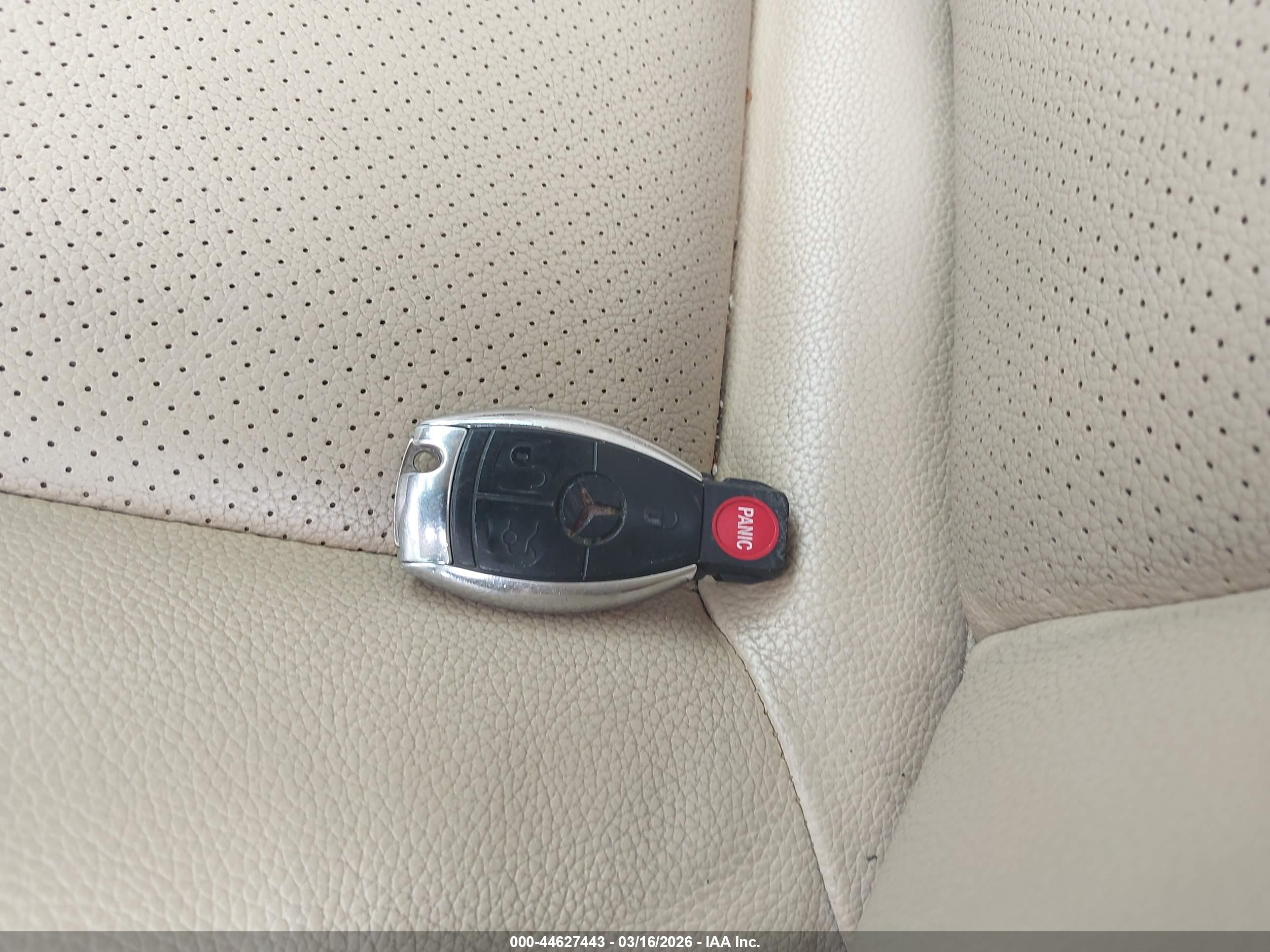 MERCEDES-BENZ C image 11