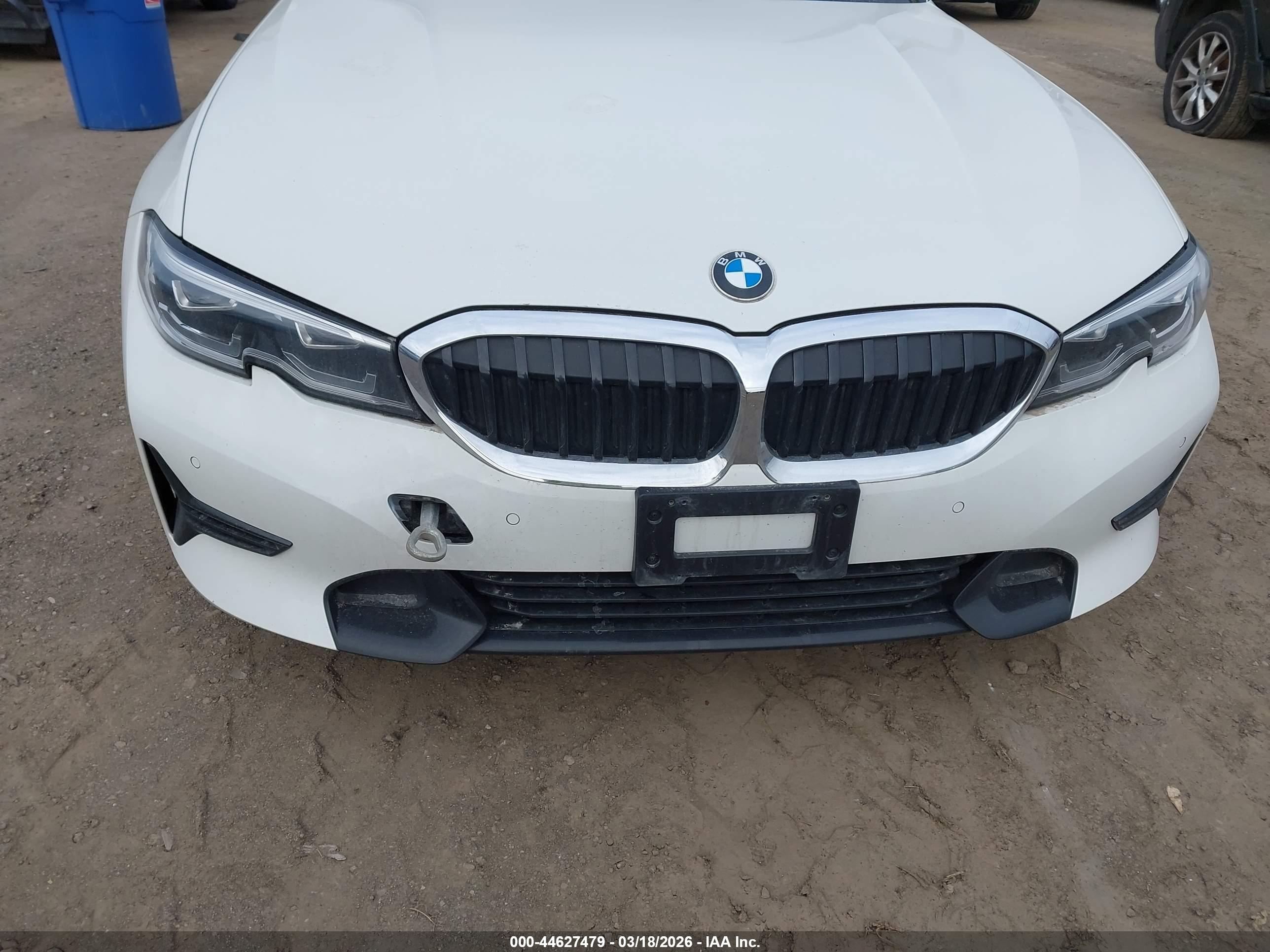 BMW 330E image 6