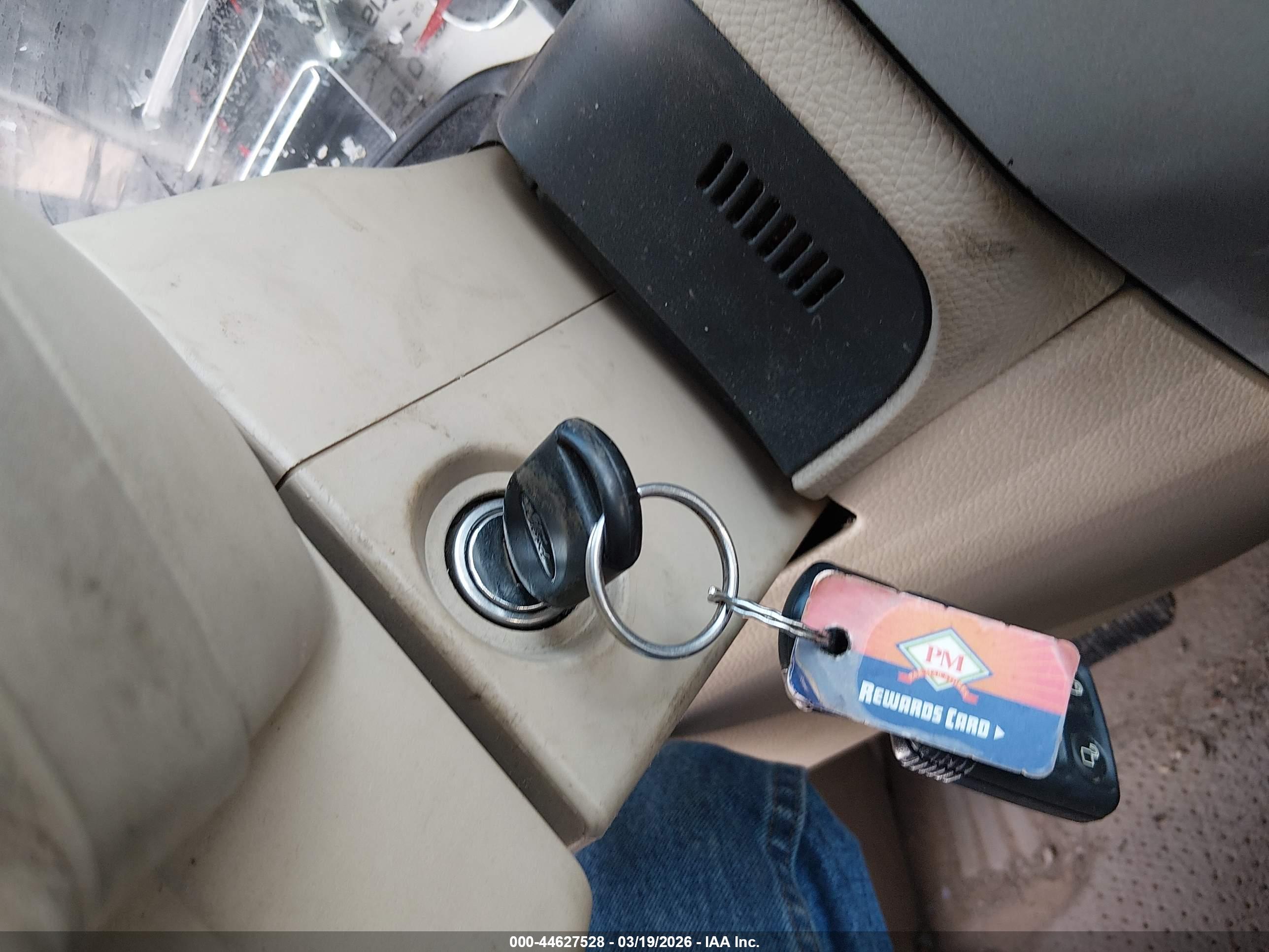 FORD EXPEDITION image 11