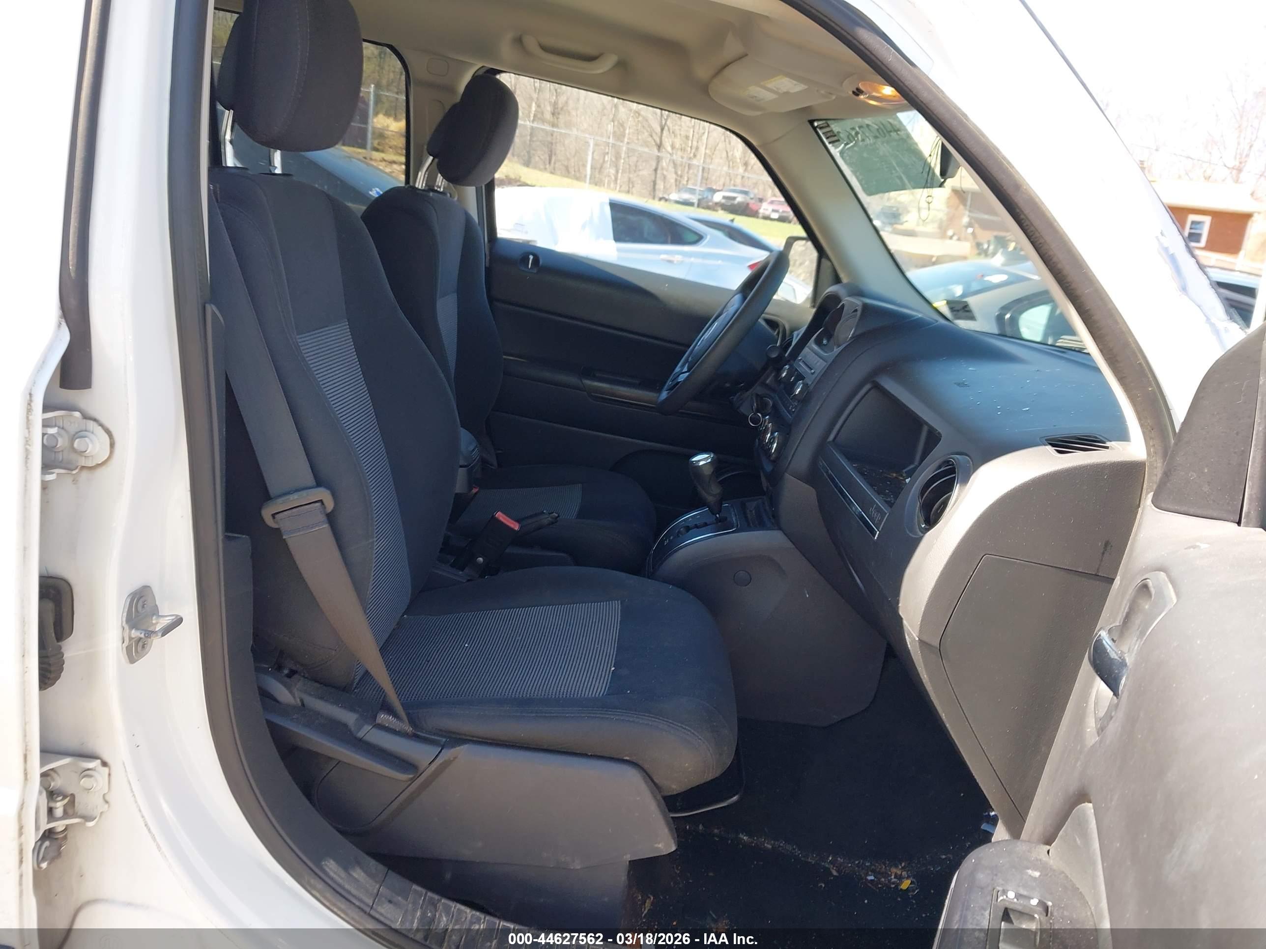 JEEP PATRIOT image 5