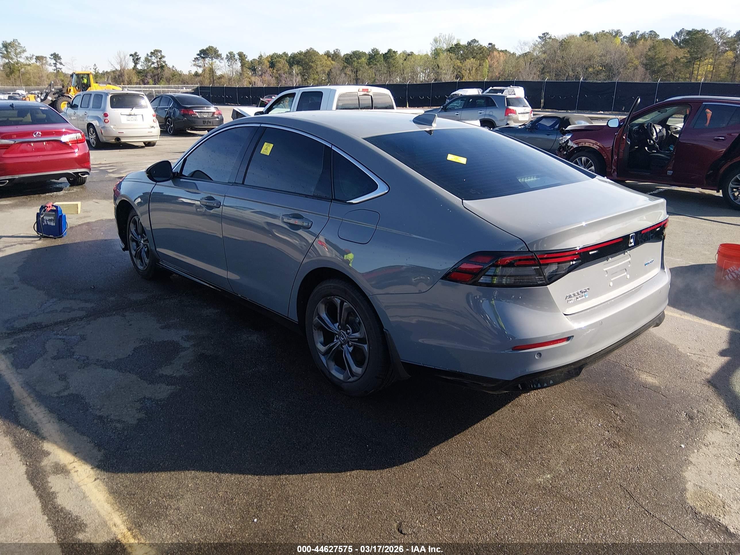 HONDA ACCORD image 3
