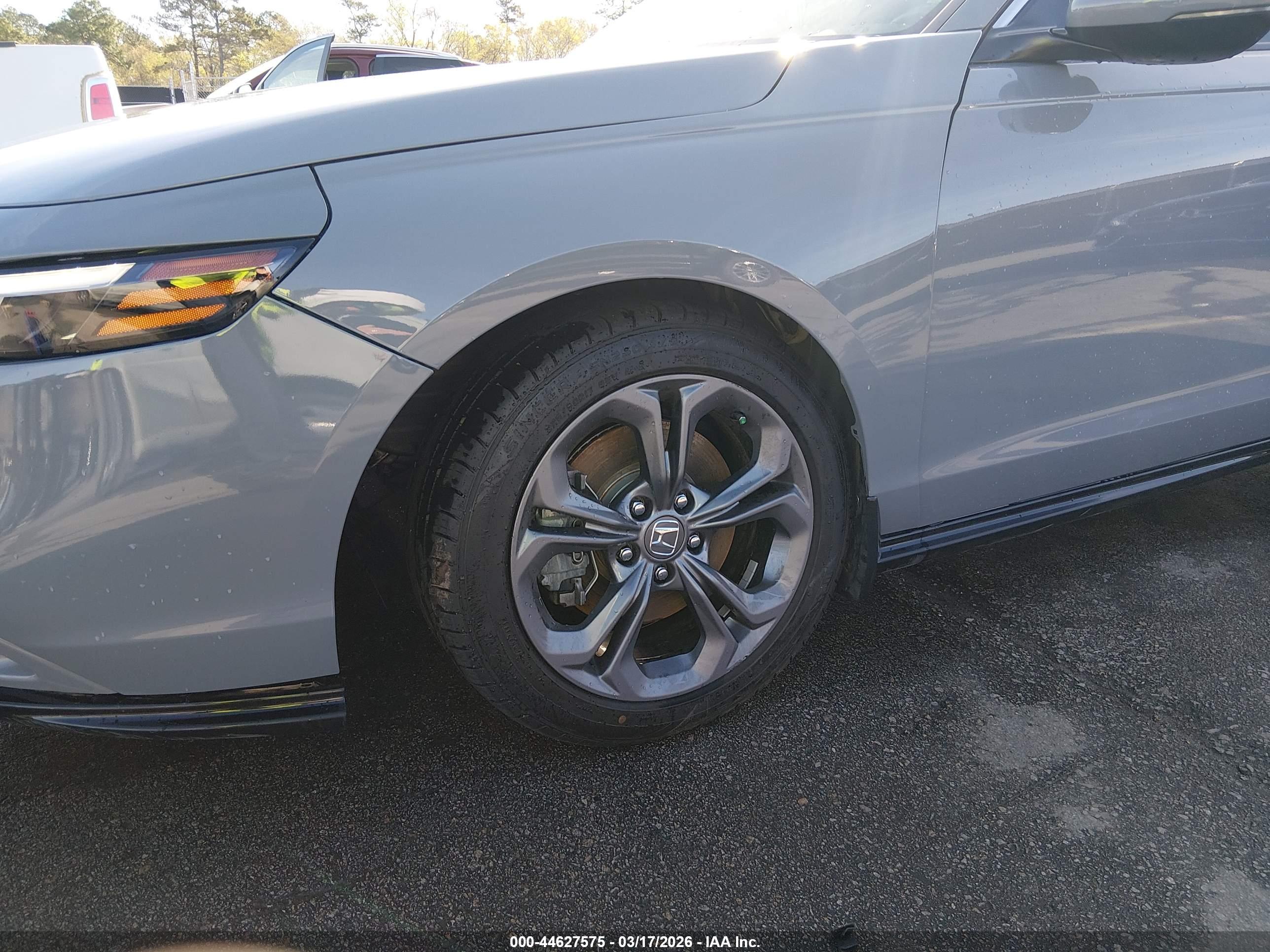 HONDA ACCORD image 6