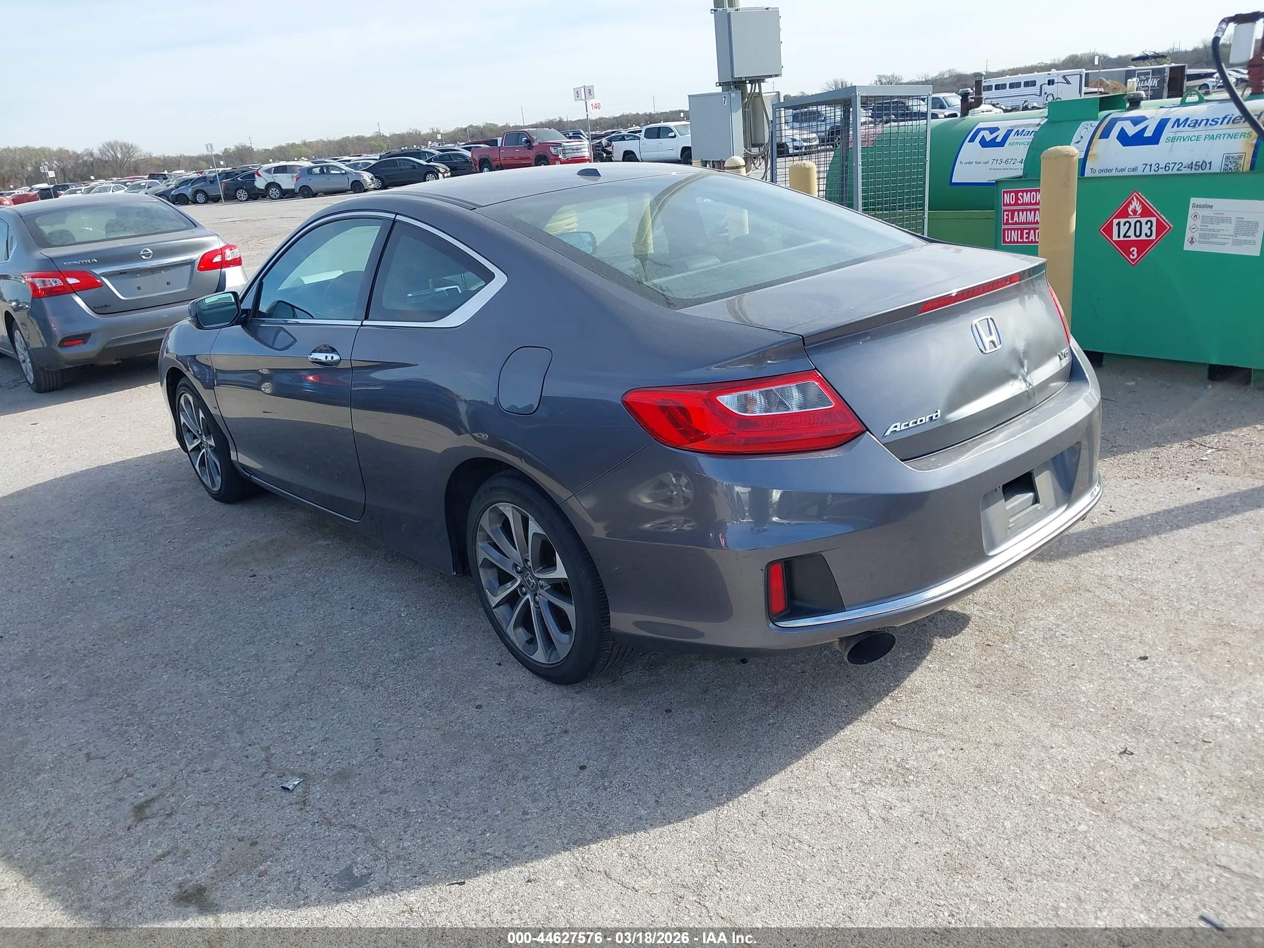 HONDA ACCORD image 3