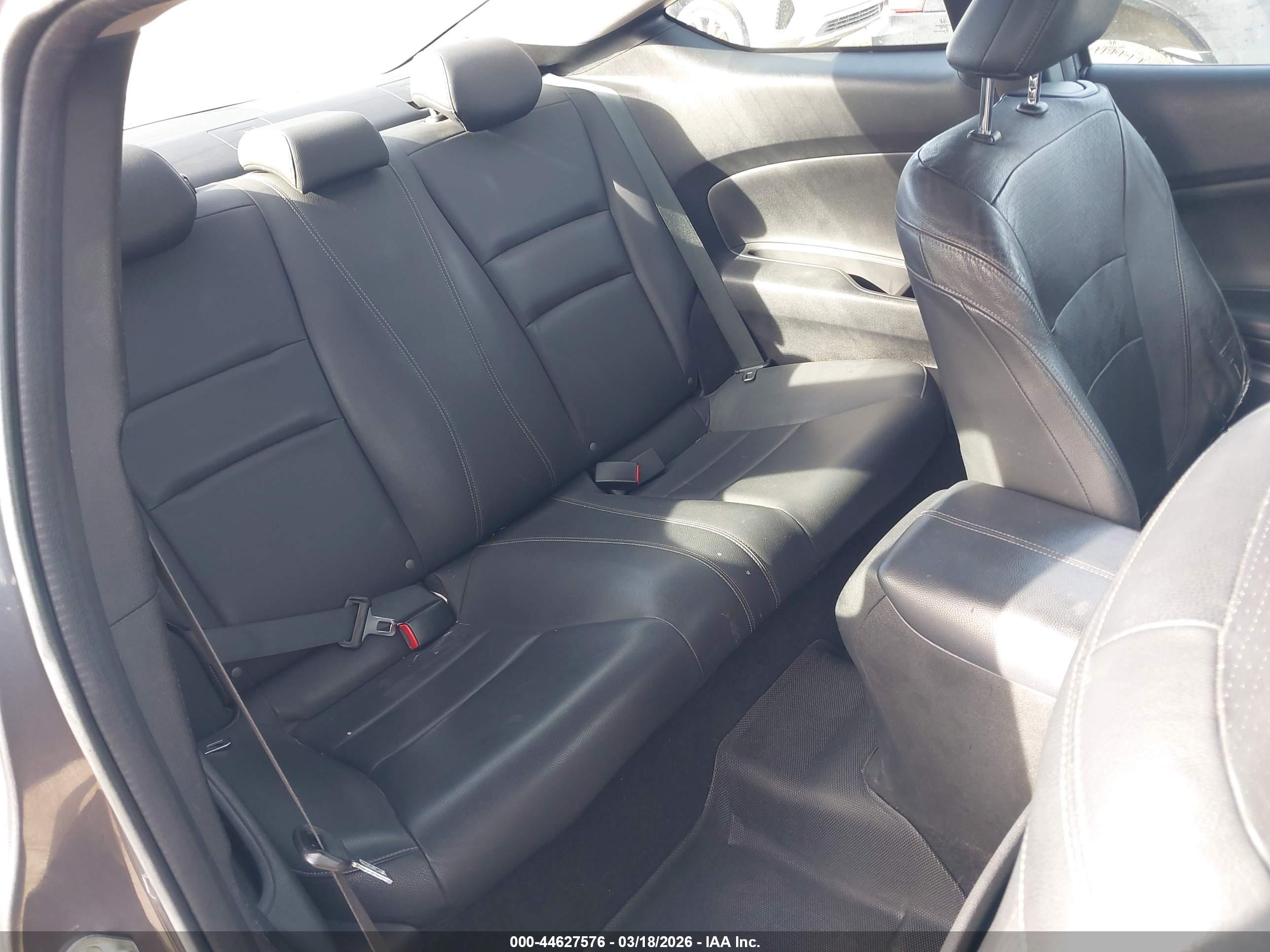 HONDA ACCORD image 8