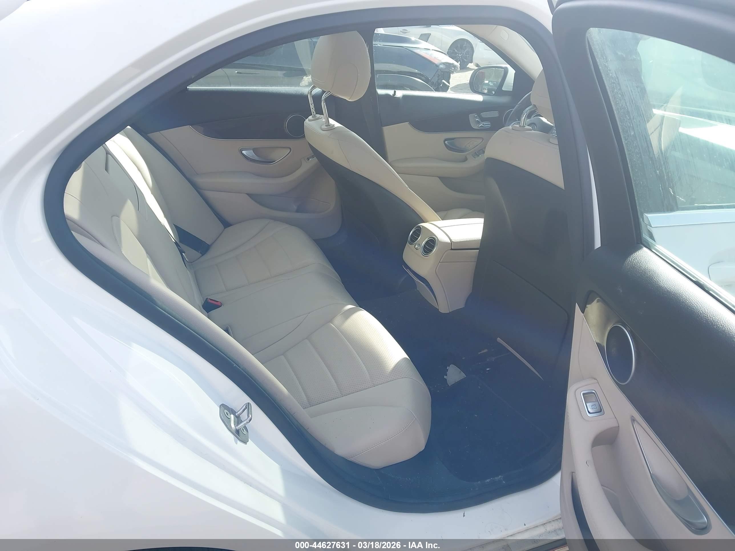 MERCEDES-BENZ C image 8
