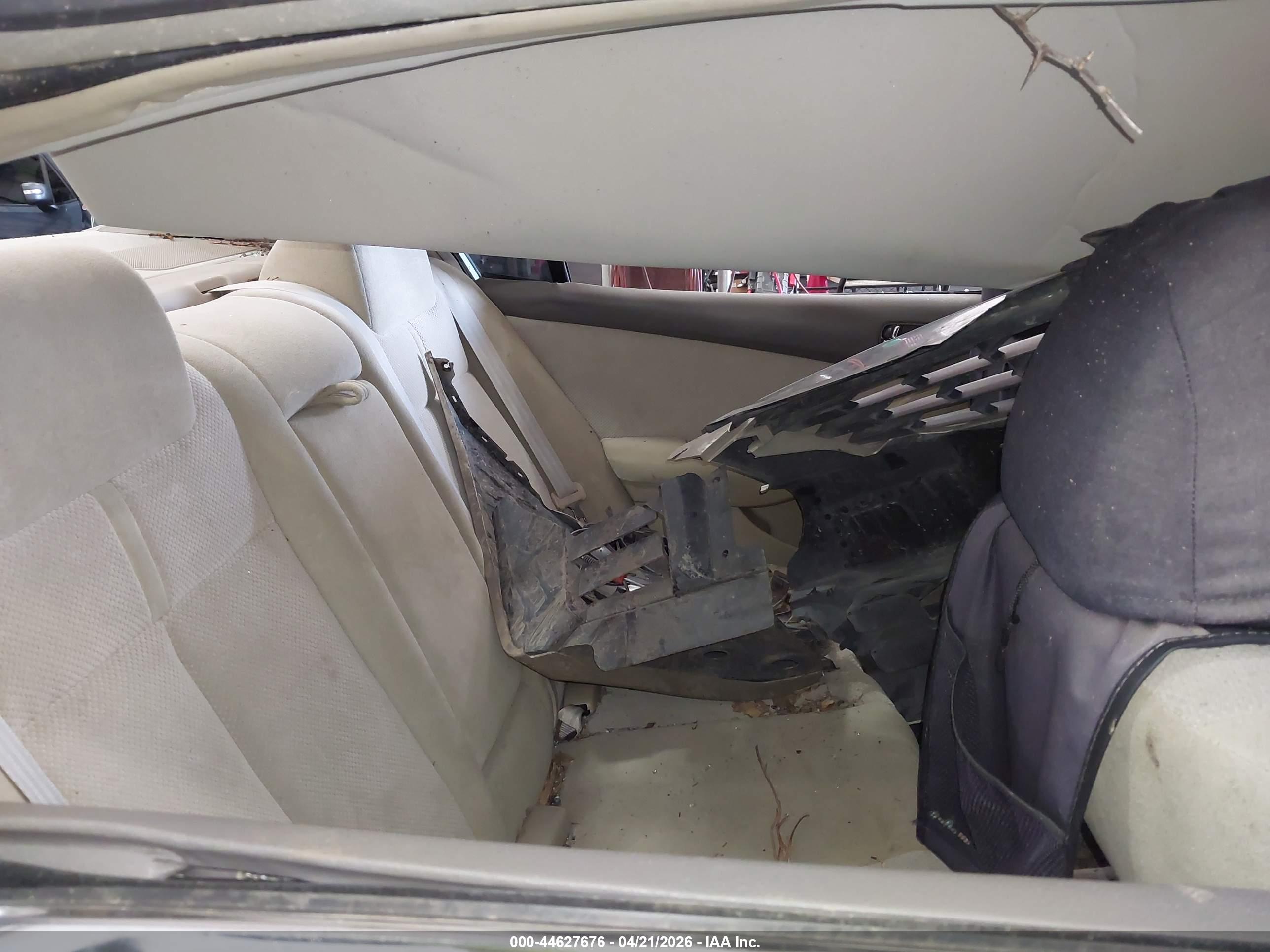 NISSAN ALTIMA image 8