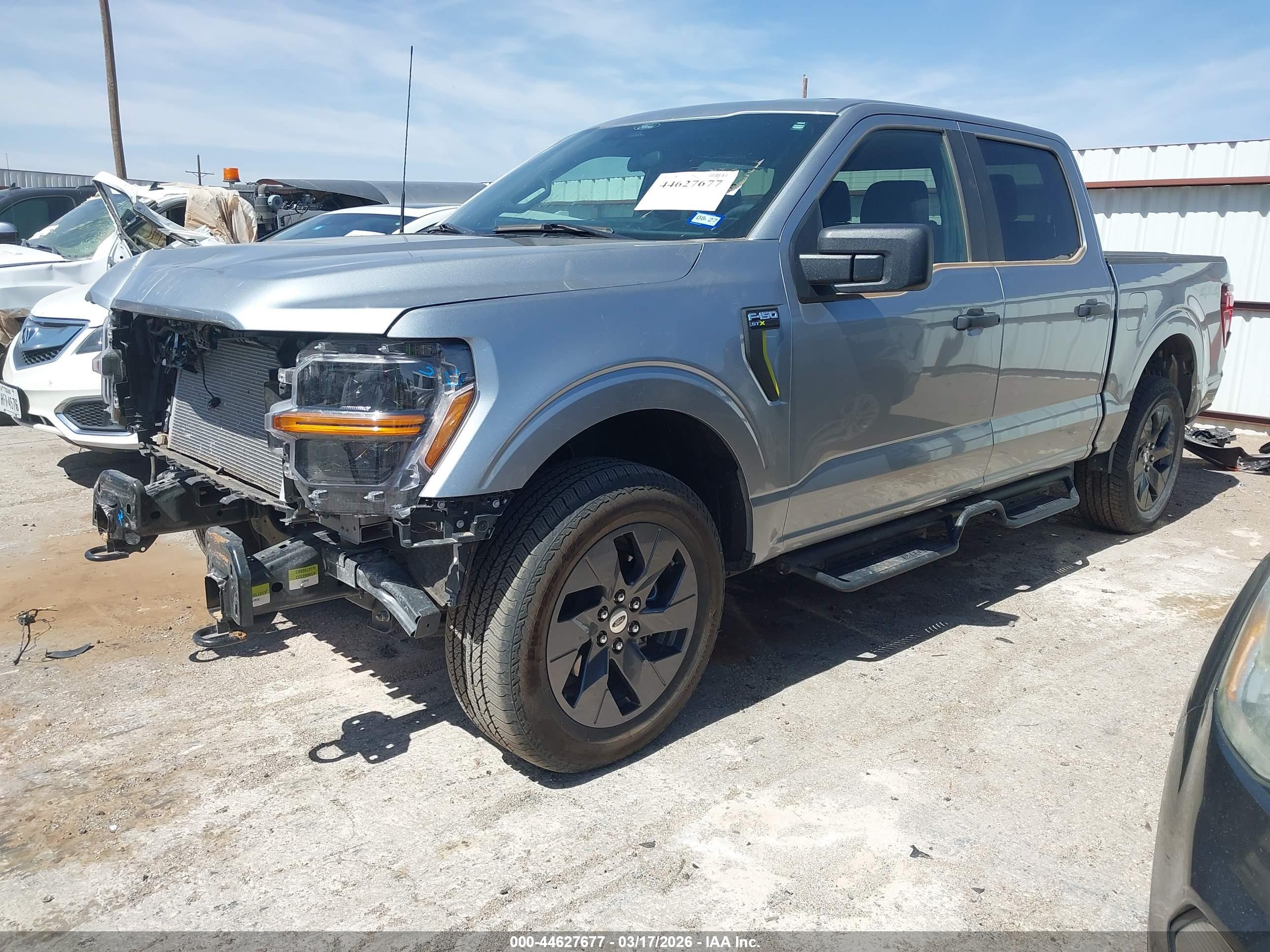 FORD F-150 image 2