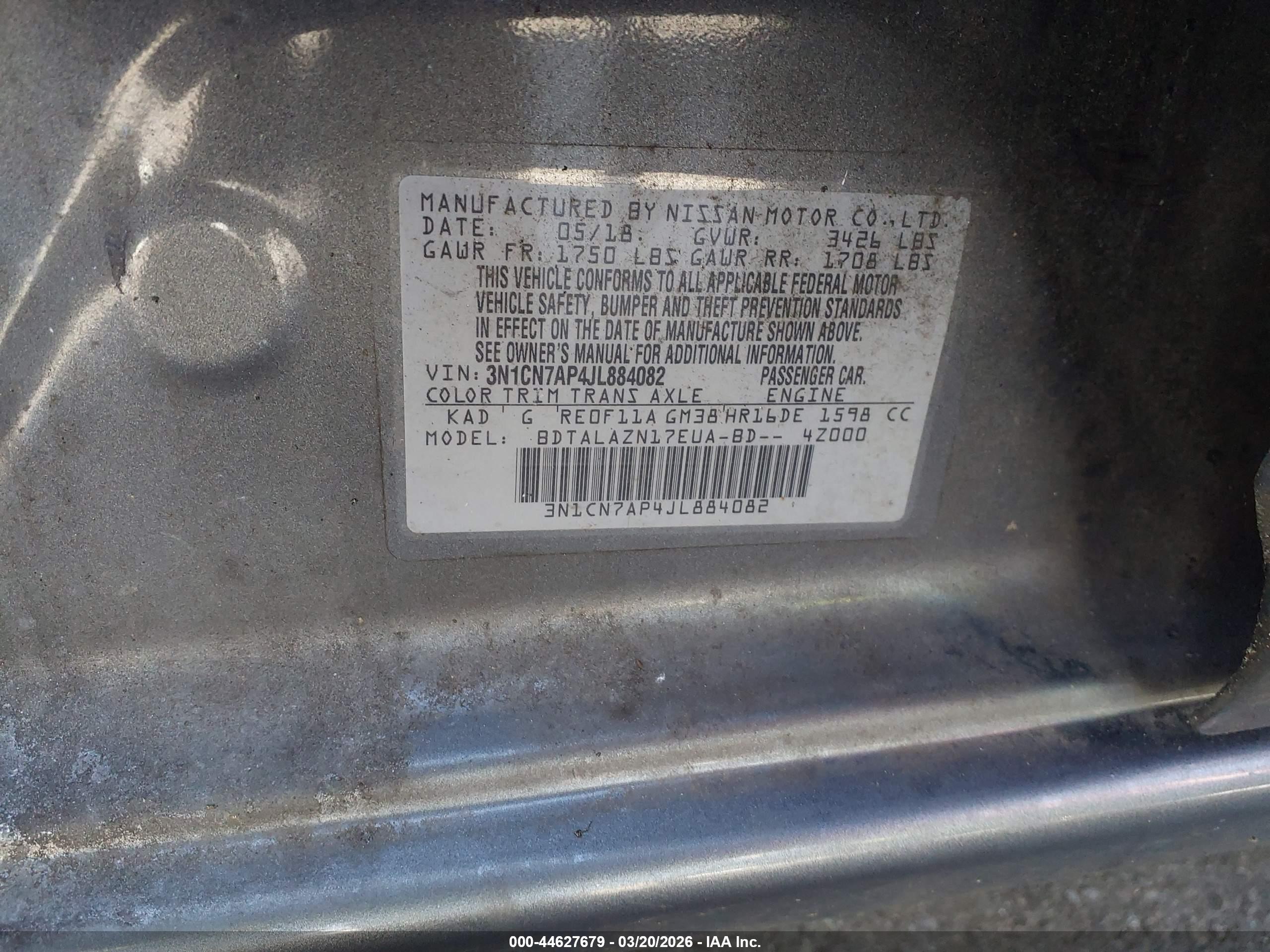 NISSAN VERSA image 9