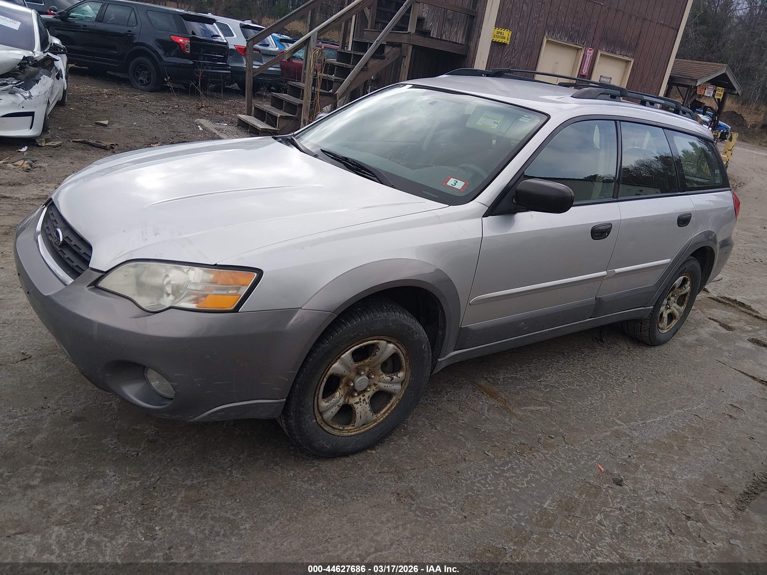 SUBARU OUTBACK image 2