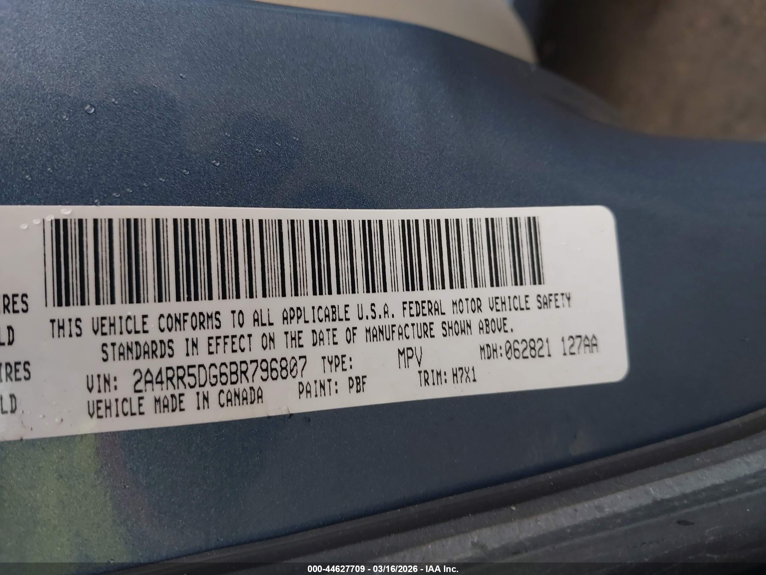 CHRYSLER TOWN image 9