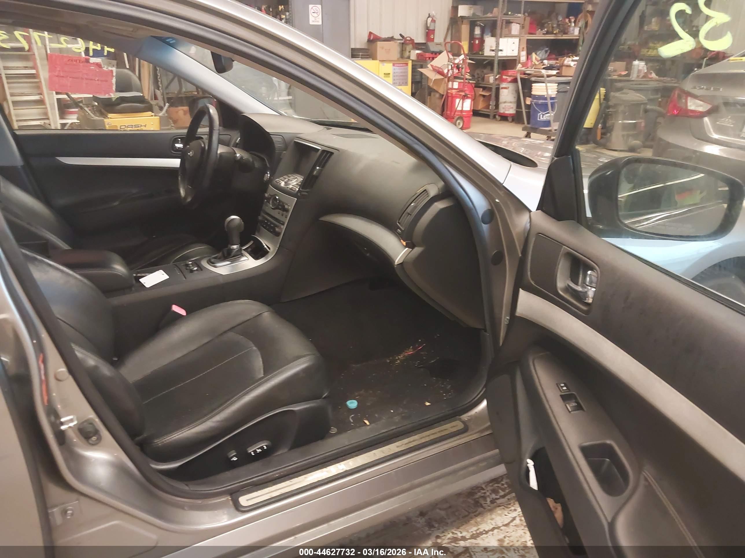 INFINITI G37X image 5