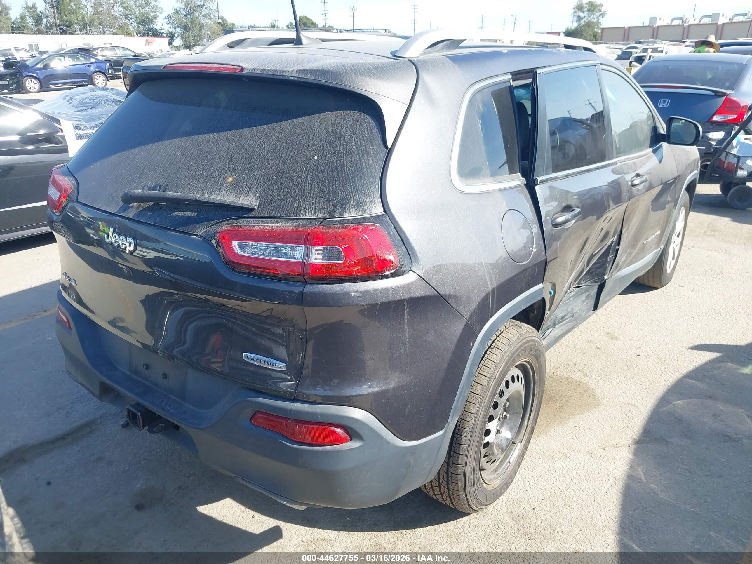 JEEP CHEROKEE image 4