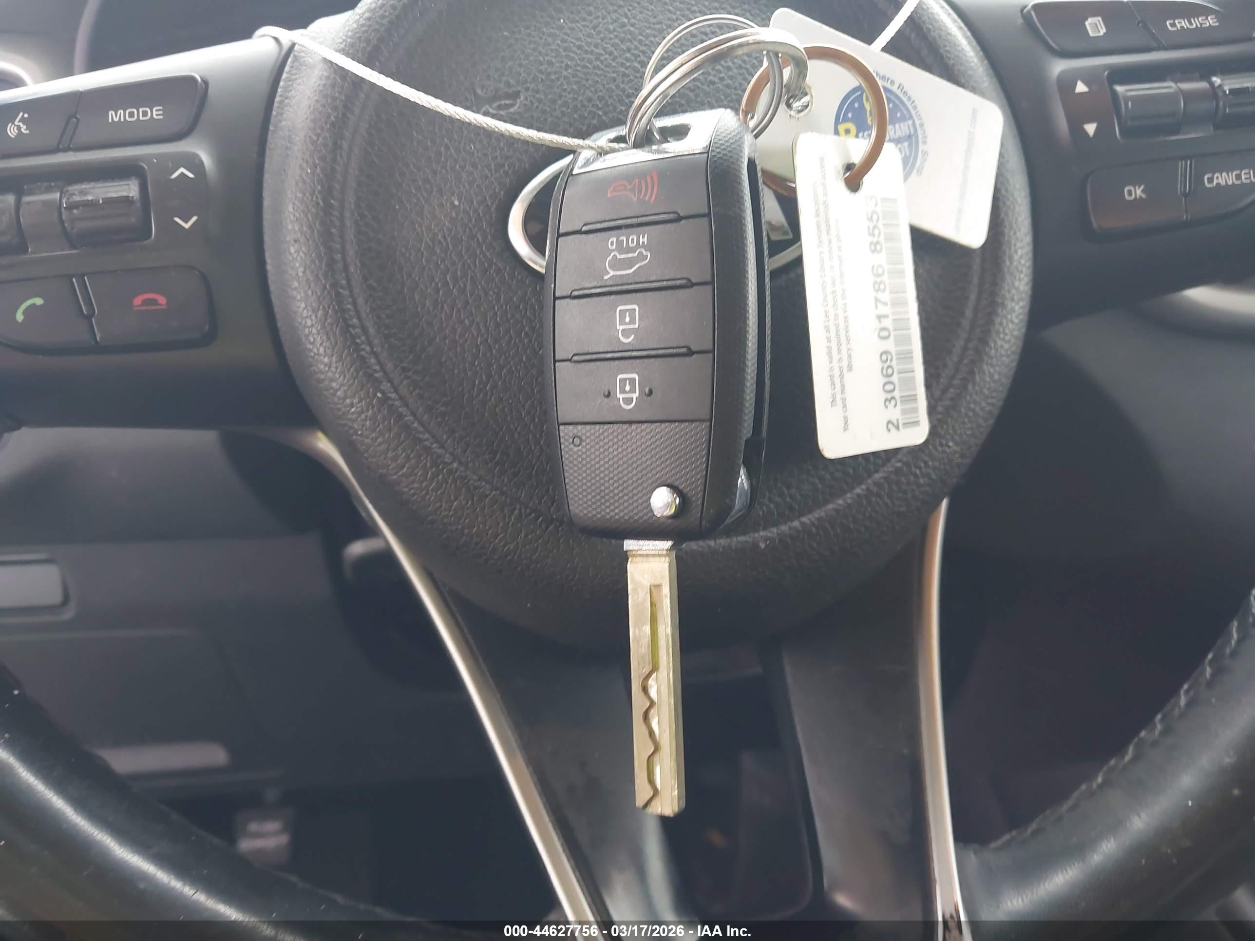 KIA SORENTO image 11