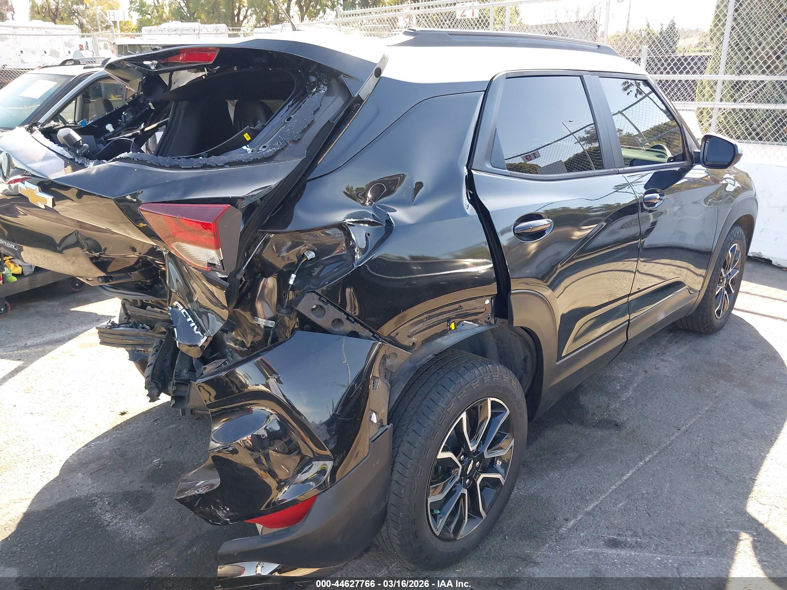 CHEVROLET TRAILBLAZER image 4