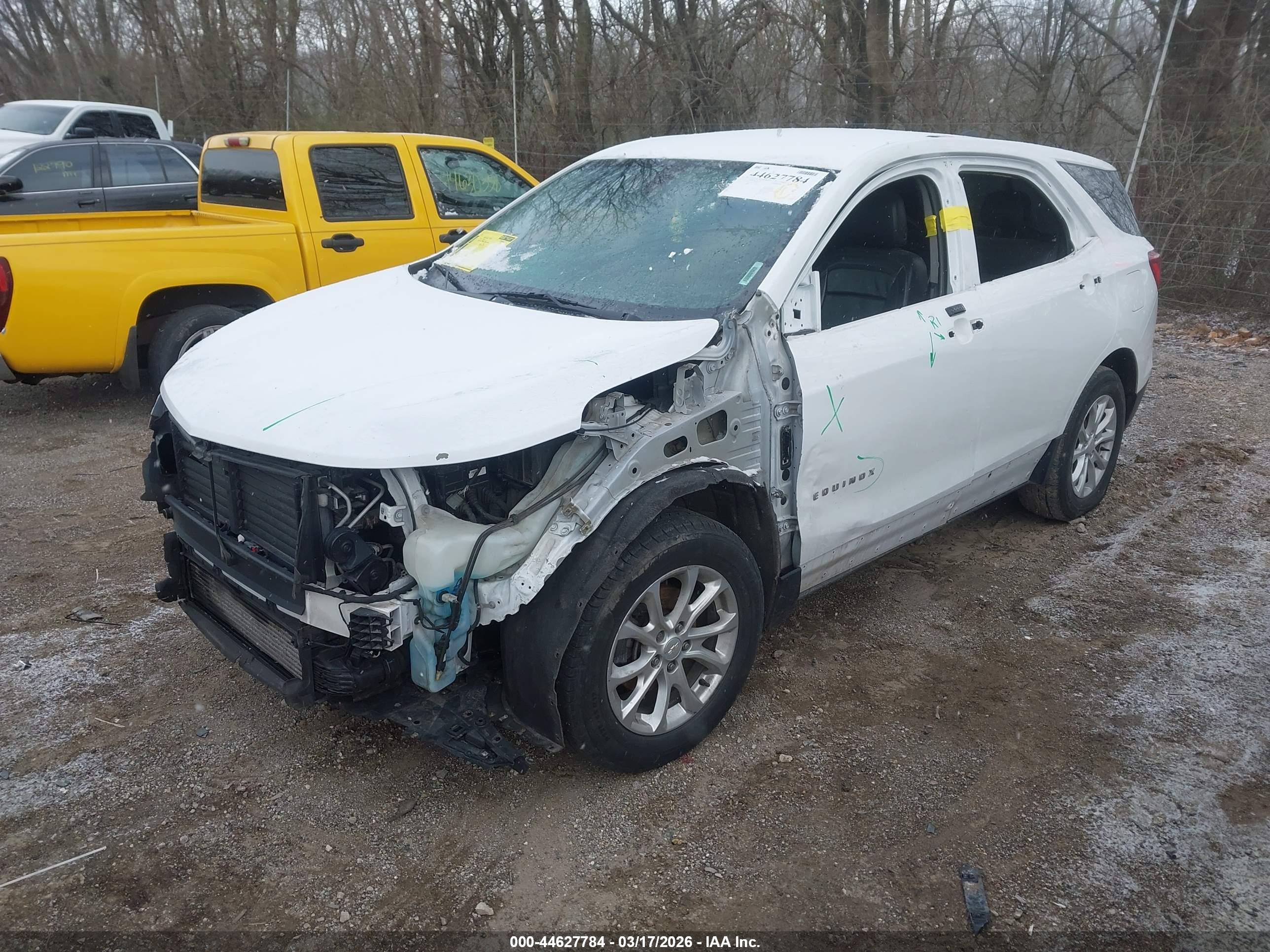 CHEVROLET EQUINOX image 2