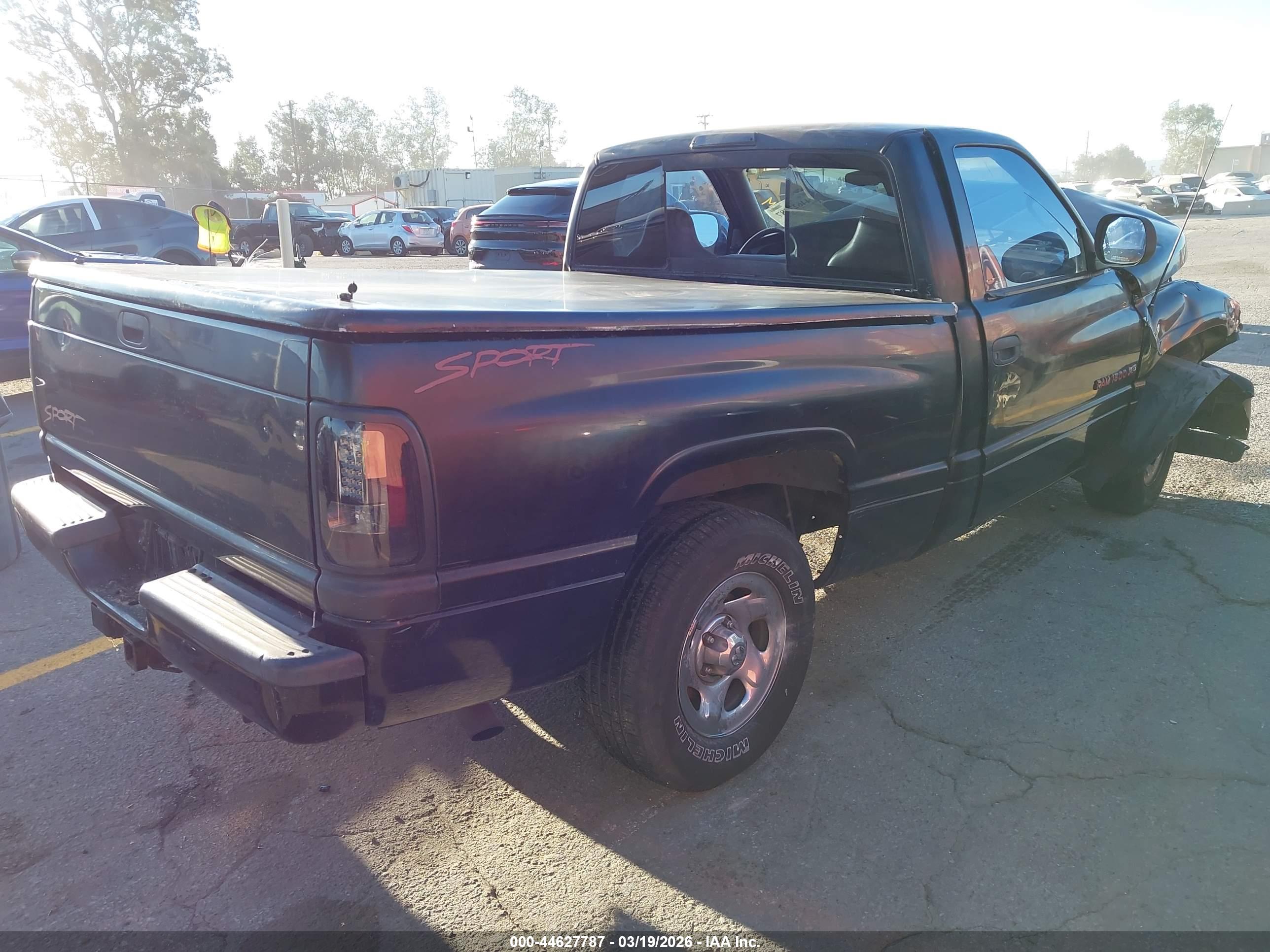 DODGE RAM image 4