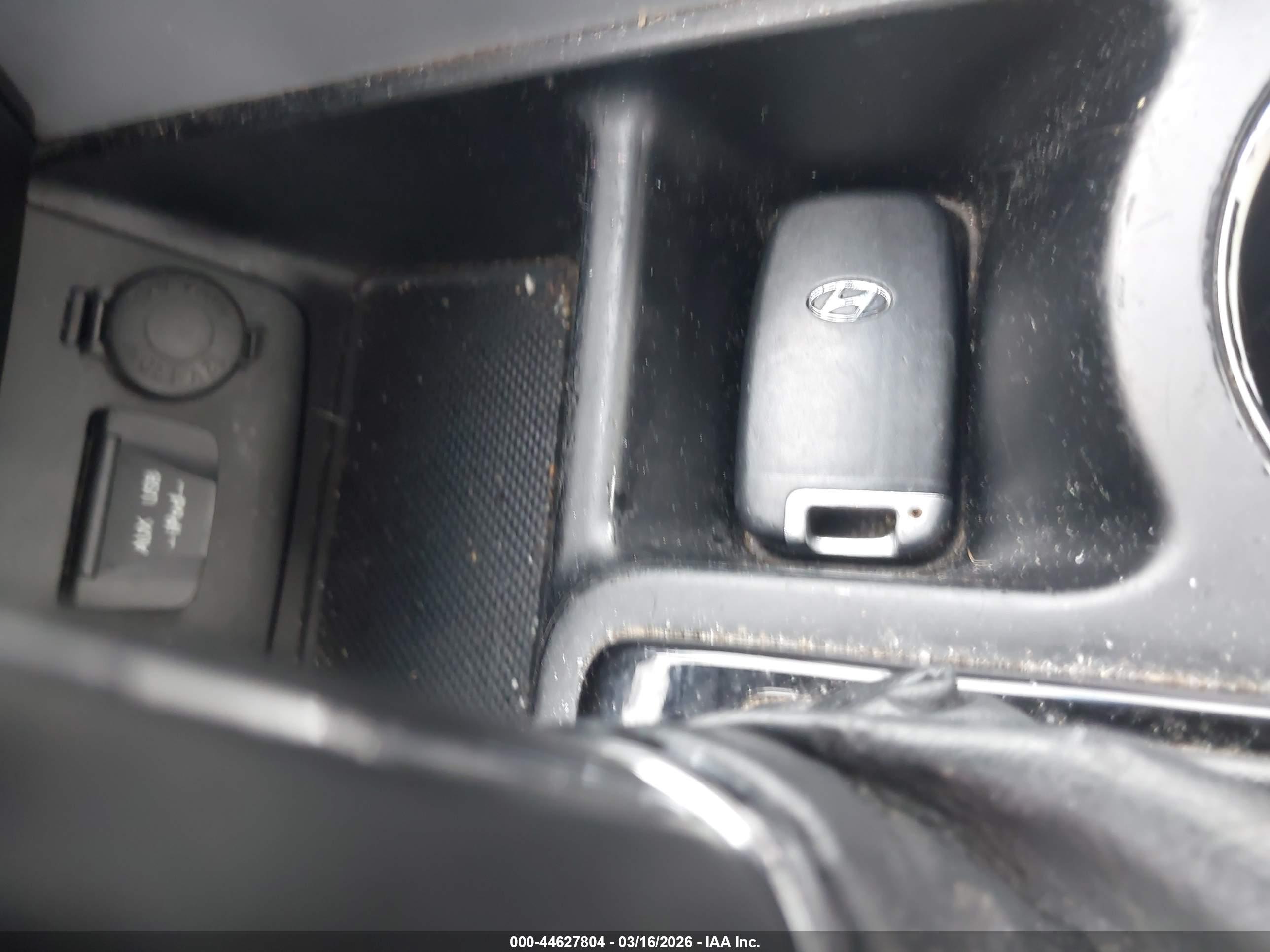 HYUNDAI SONATA image 11
