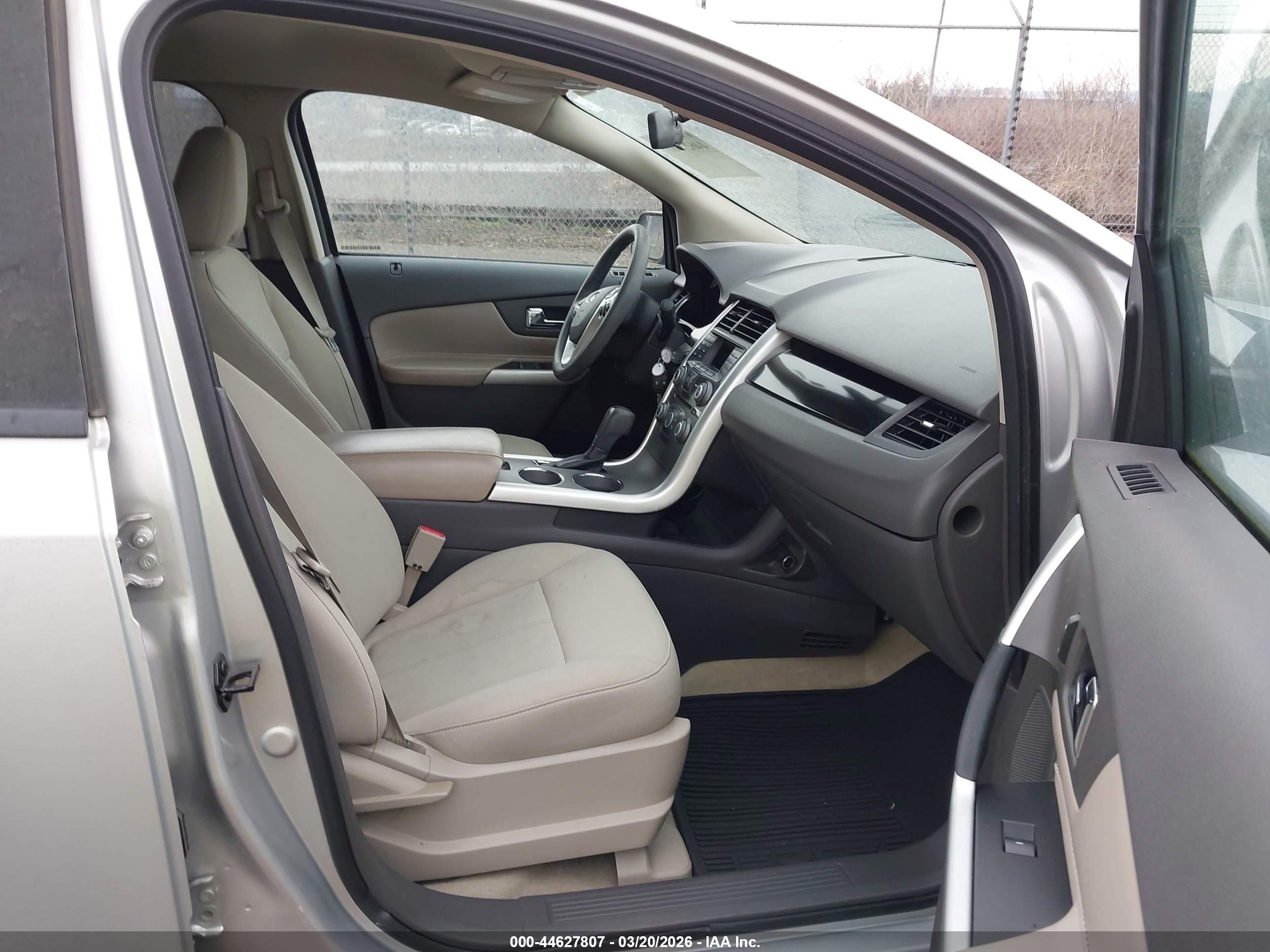FORD EDGE image 5