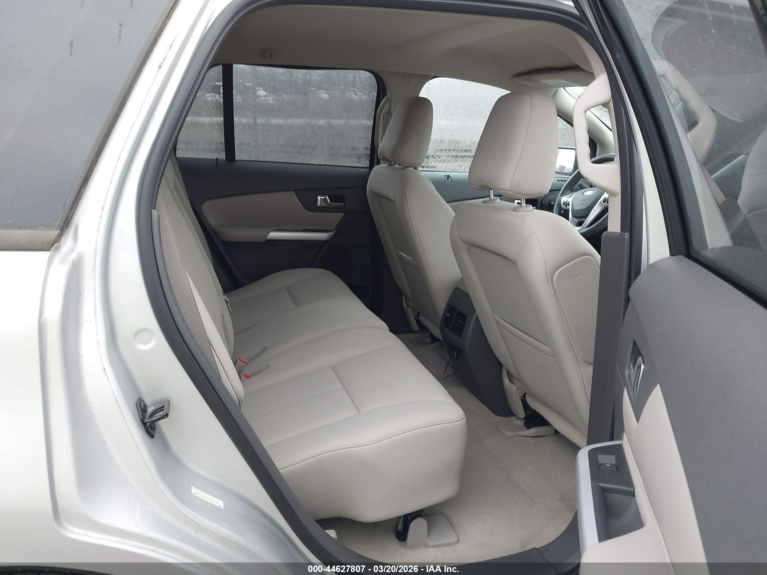 FORD EDGE image 8
