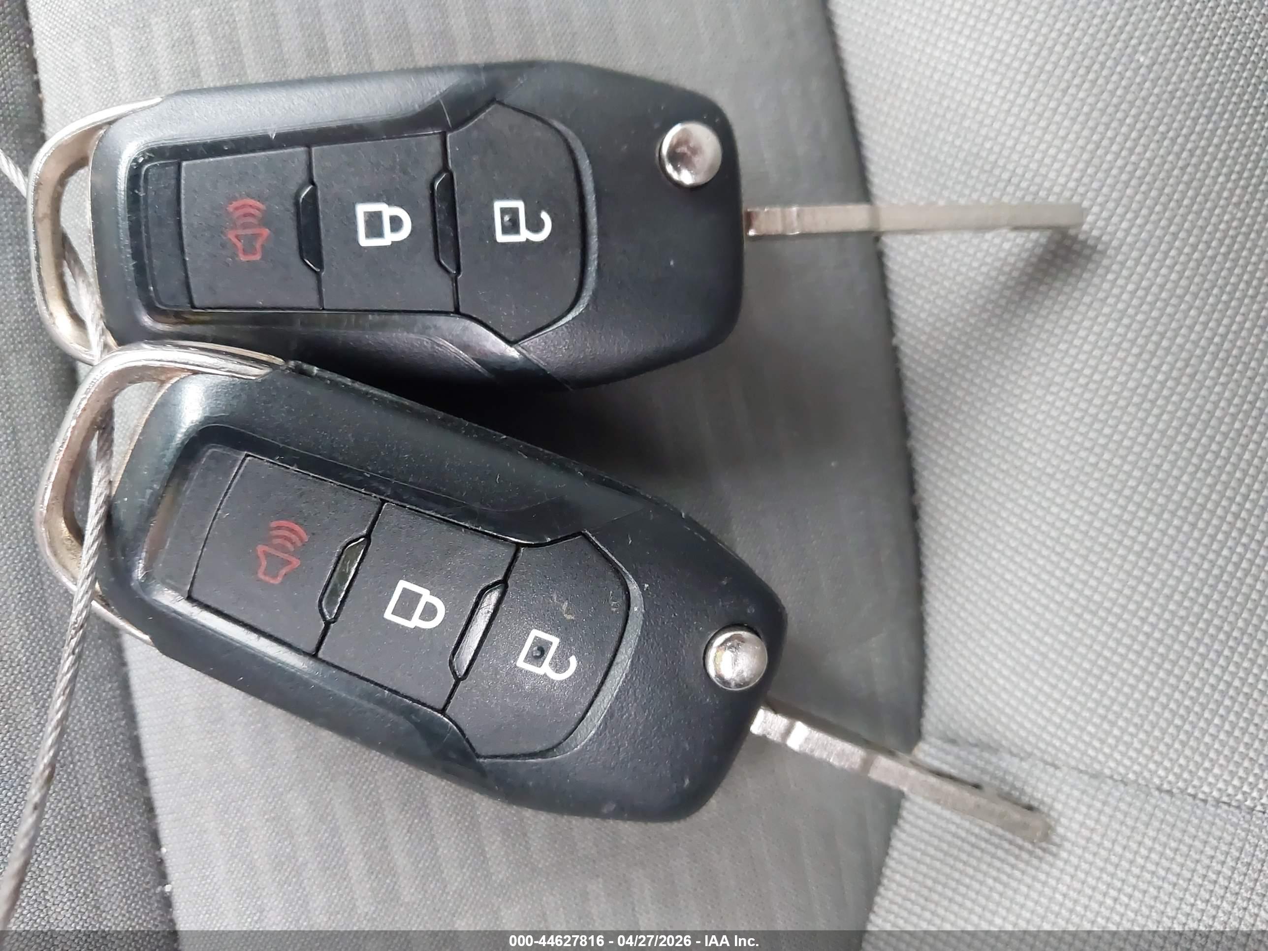 FORD ESCAPE image 11