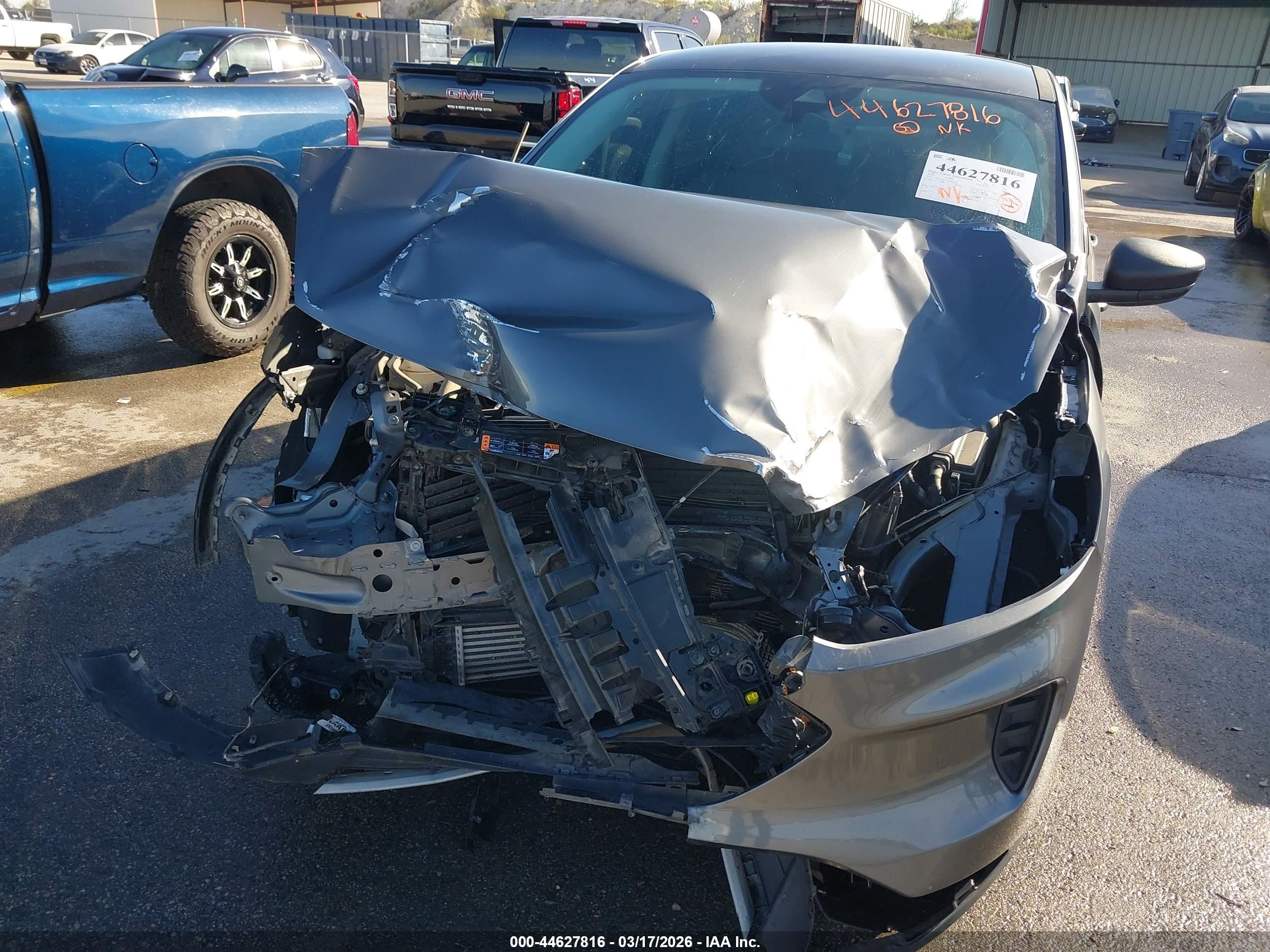 FORD ESCAPE image 6
